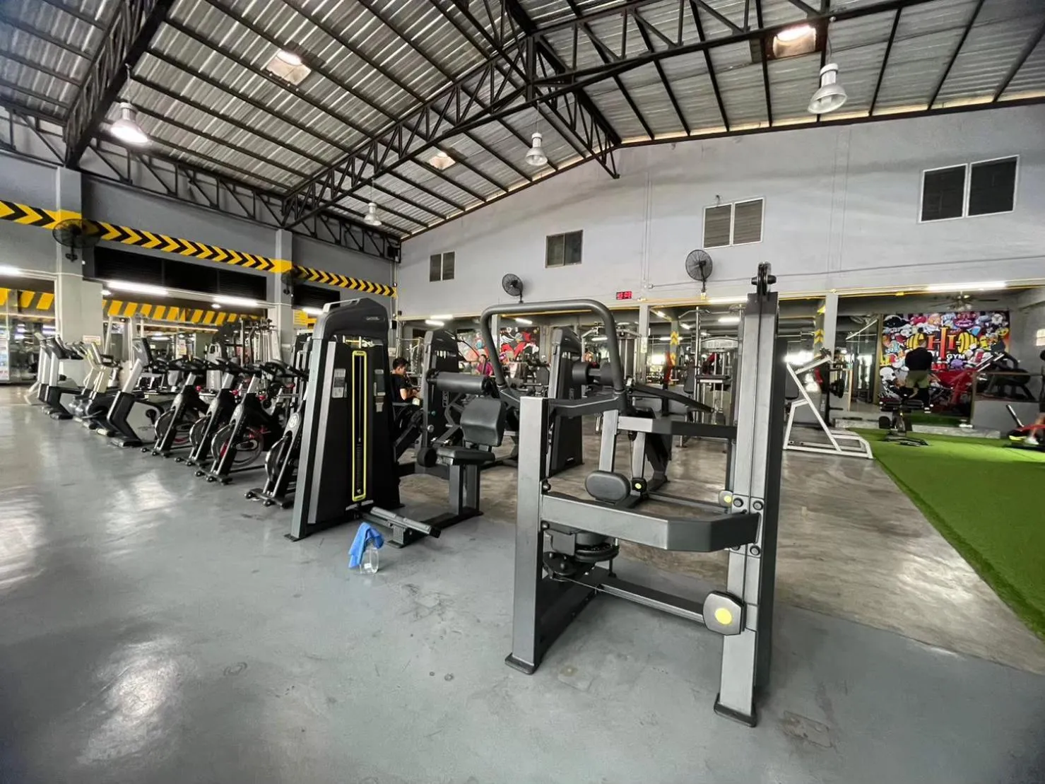 Fitness centre/facilities in SB Living Place Hotel Phuket Town