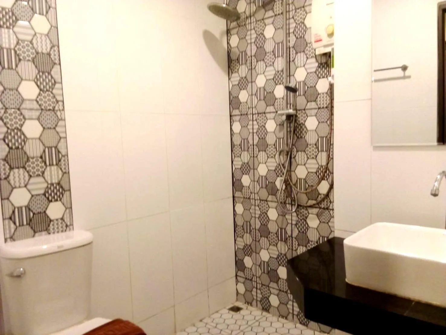 Shower in SB Living Place Hotel Phuket Town