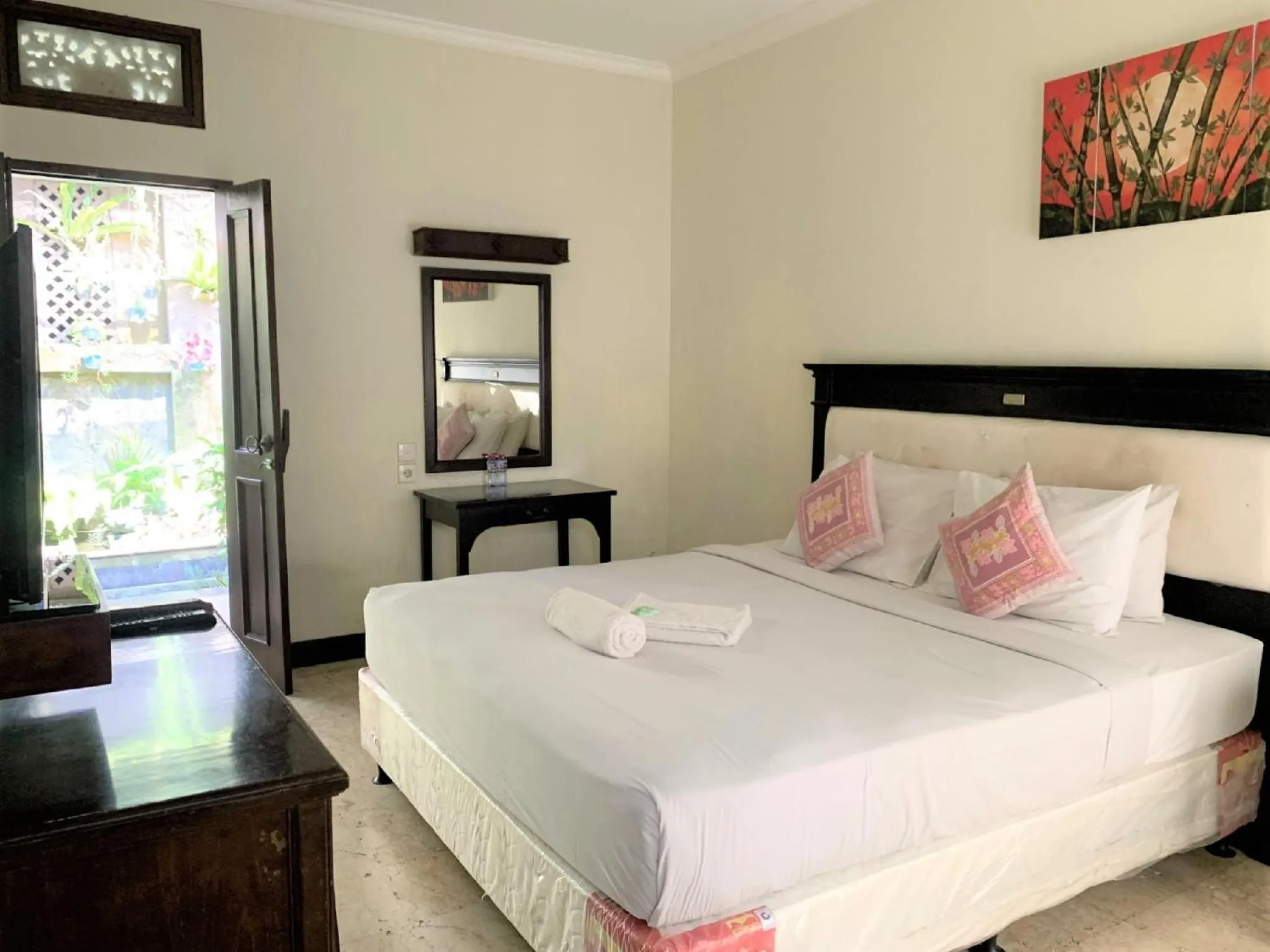 Bedroom, Bed in Hotel Sanur Indah