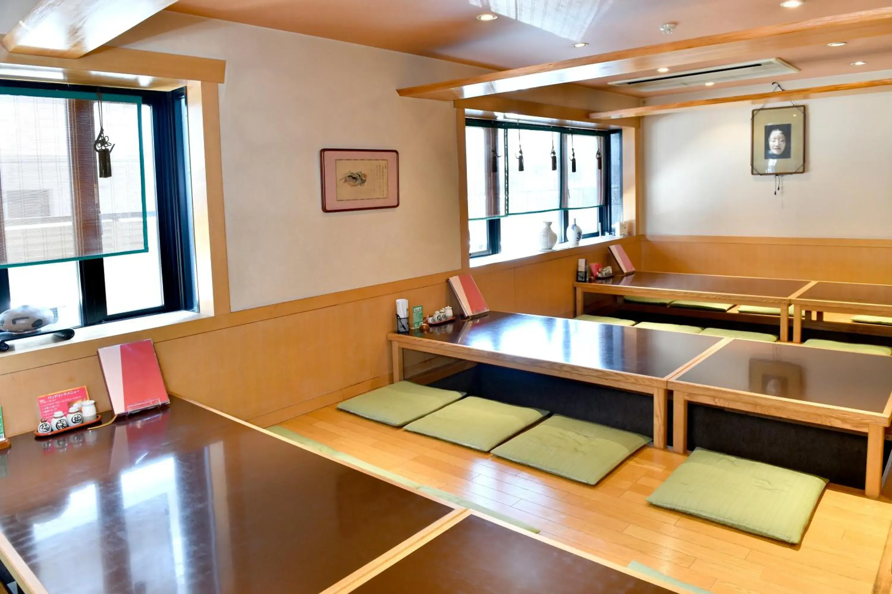 Restaurant/places to eat in New Commander Hotel Osaka Neyagawa Restaurant/places to eat in New Commander Hotel Osaka Neyagawa