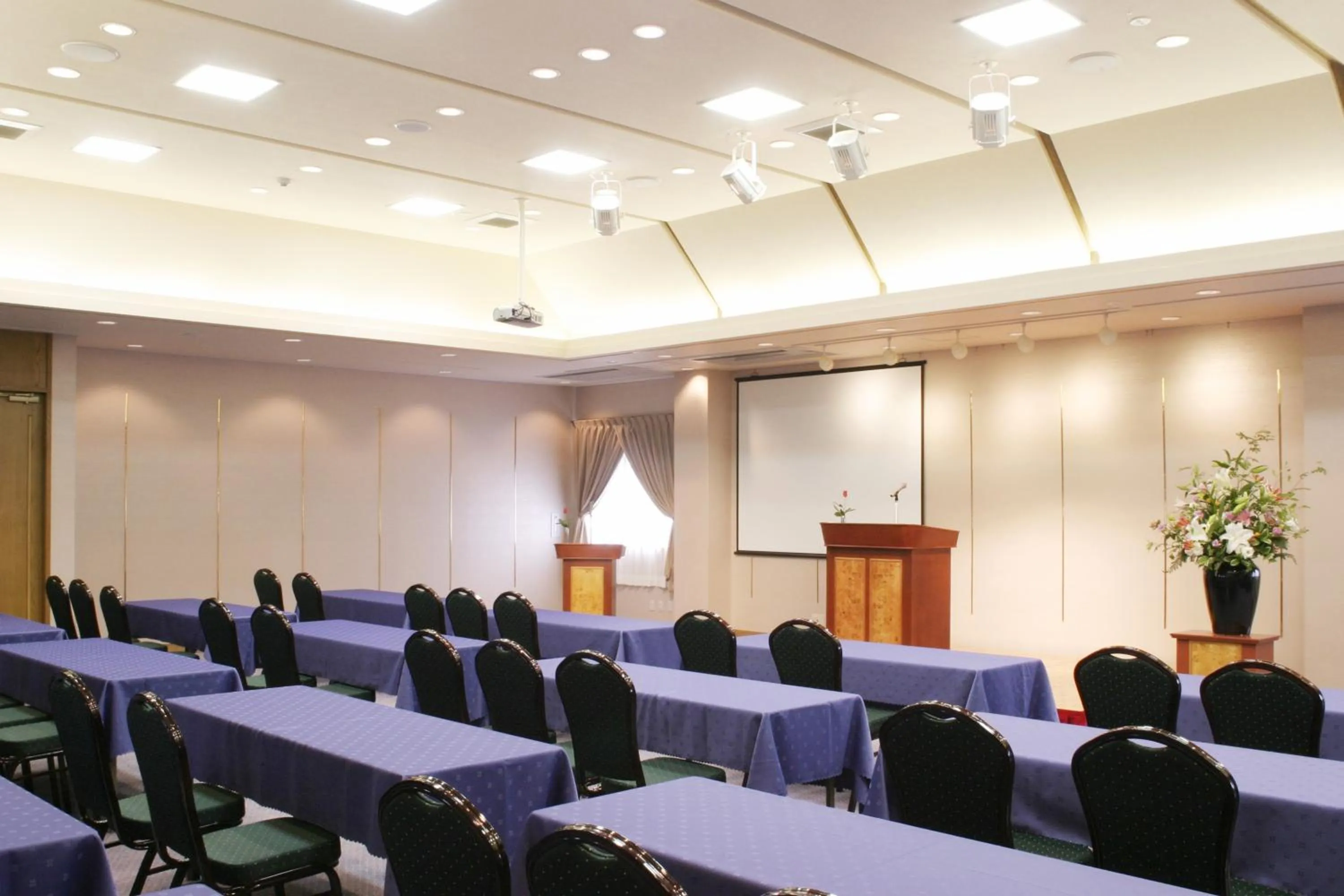 Banquet/Function facilities in New Commander Hotel Osaka Neyagawa