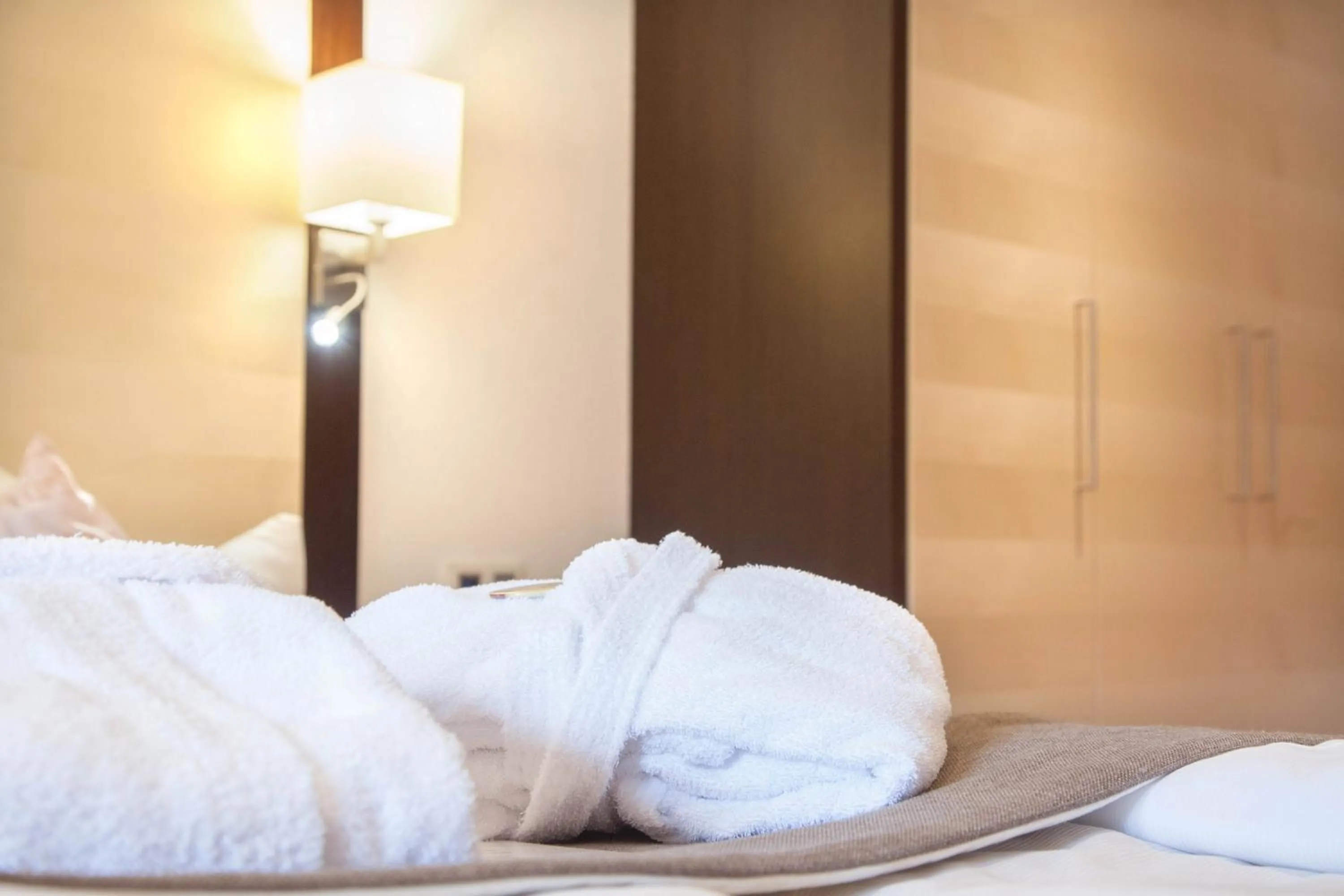 Photo of the whole room, Bed in Hotel Stern