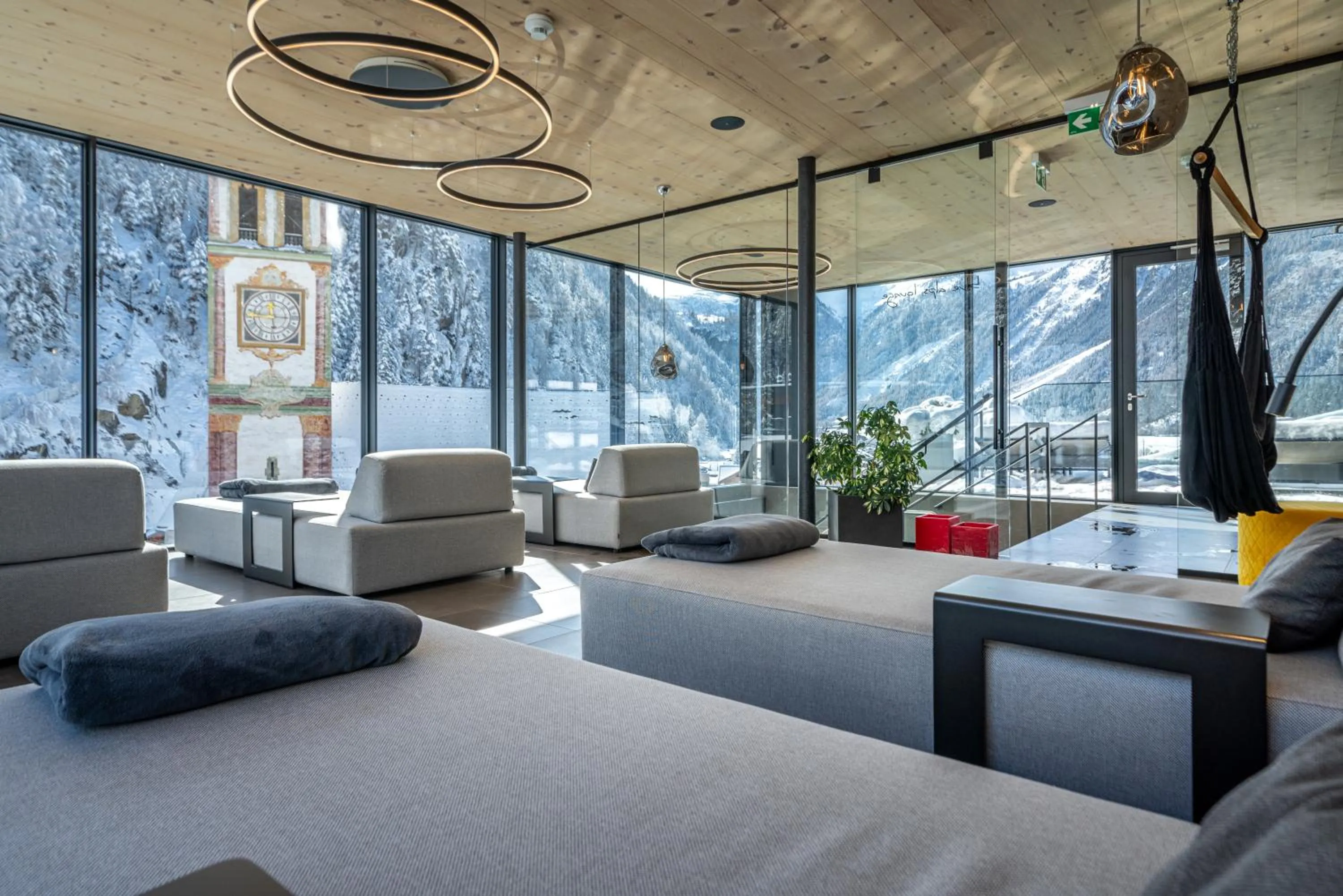 Swimming pool in Hotel Stern