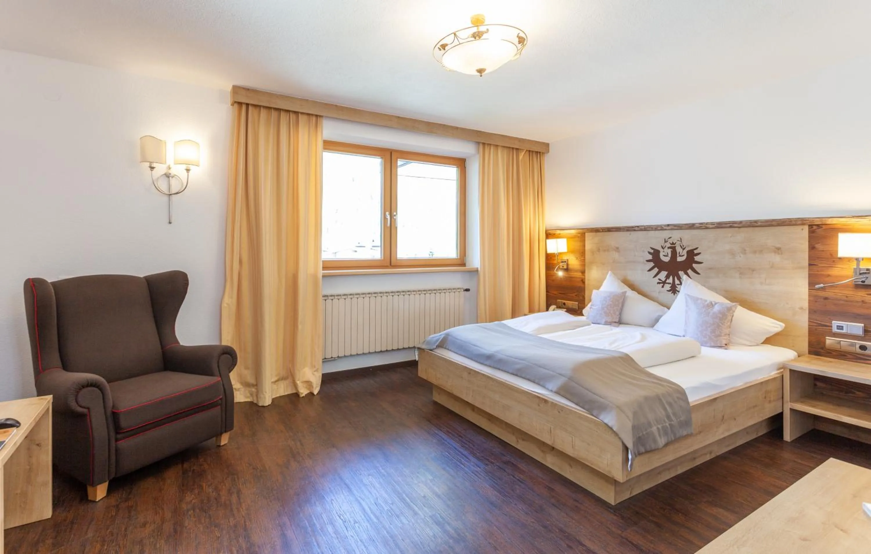 Bedroom, Bed in Hotel Stern