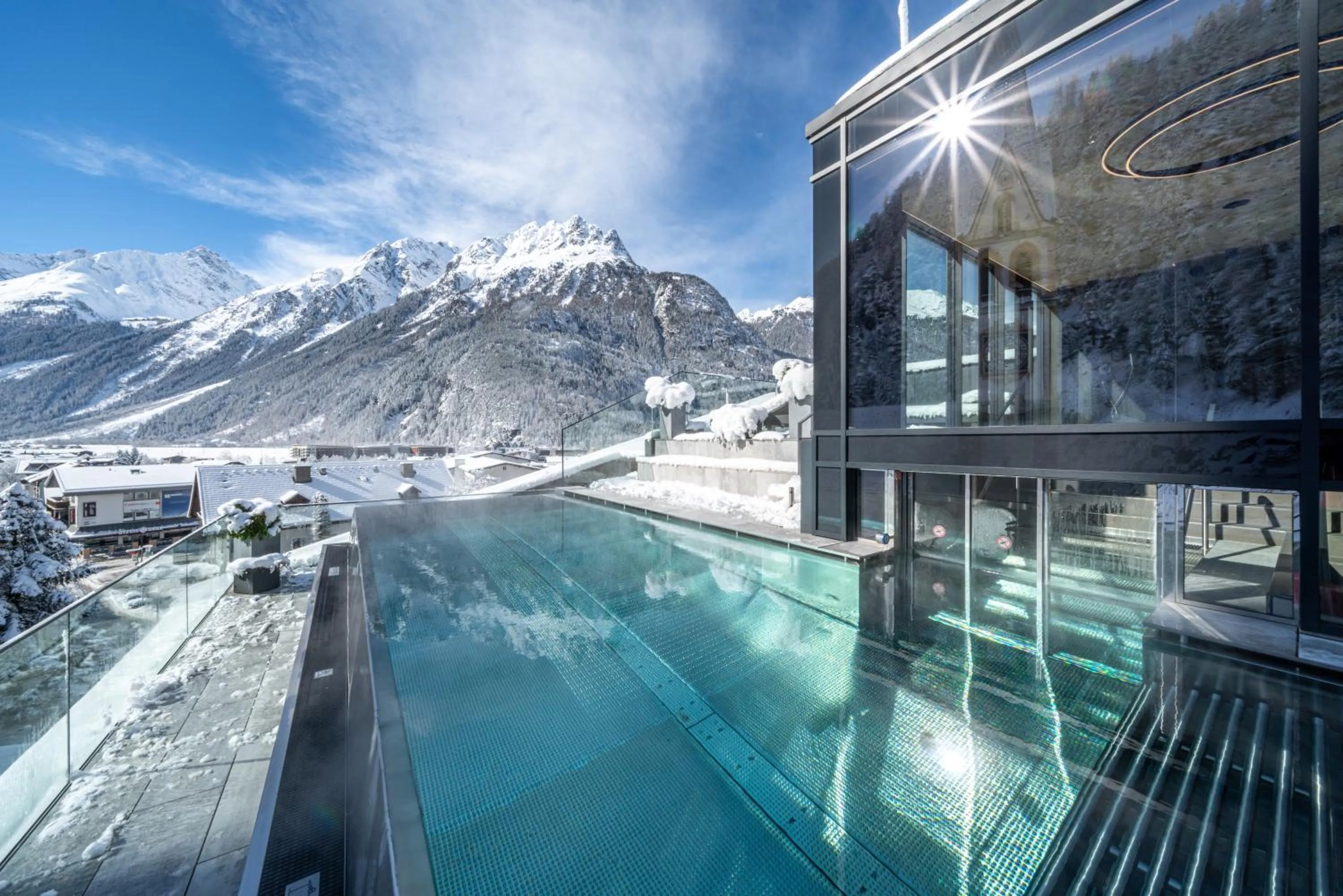 Swimming pool in Hotel Stern