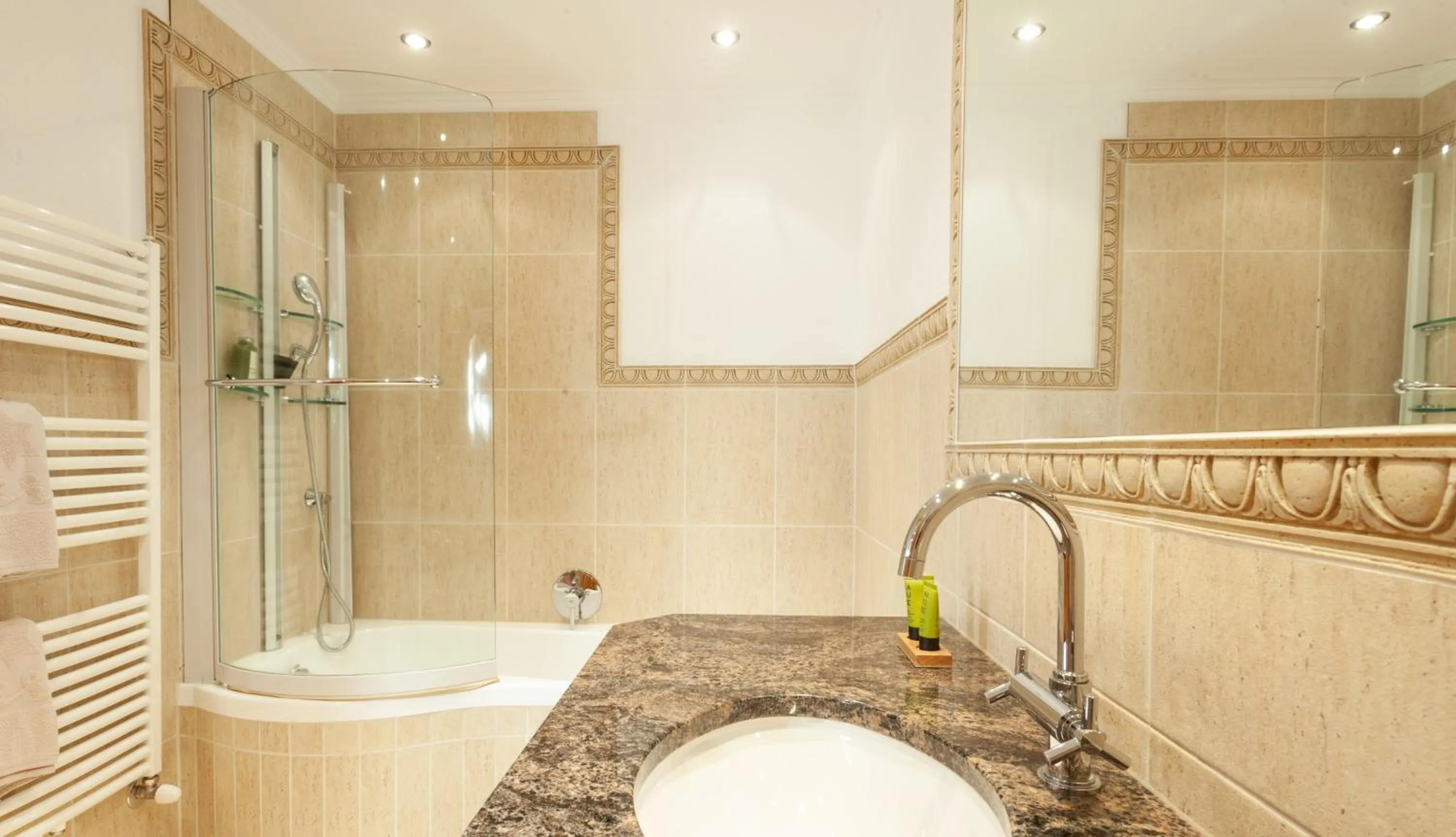 Bathroom in Hotel Stern