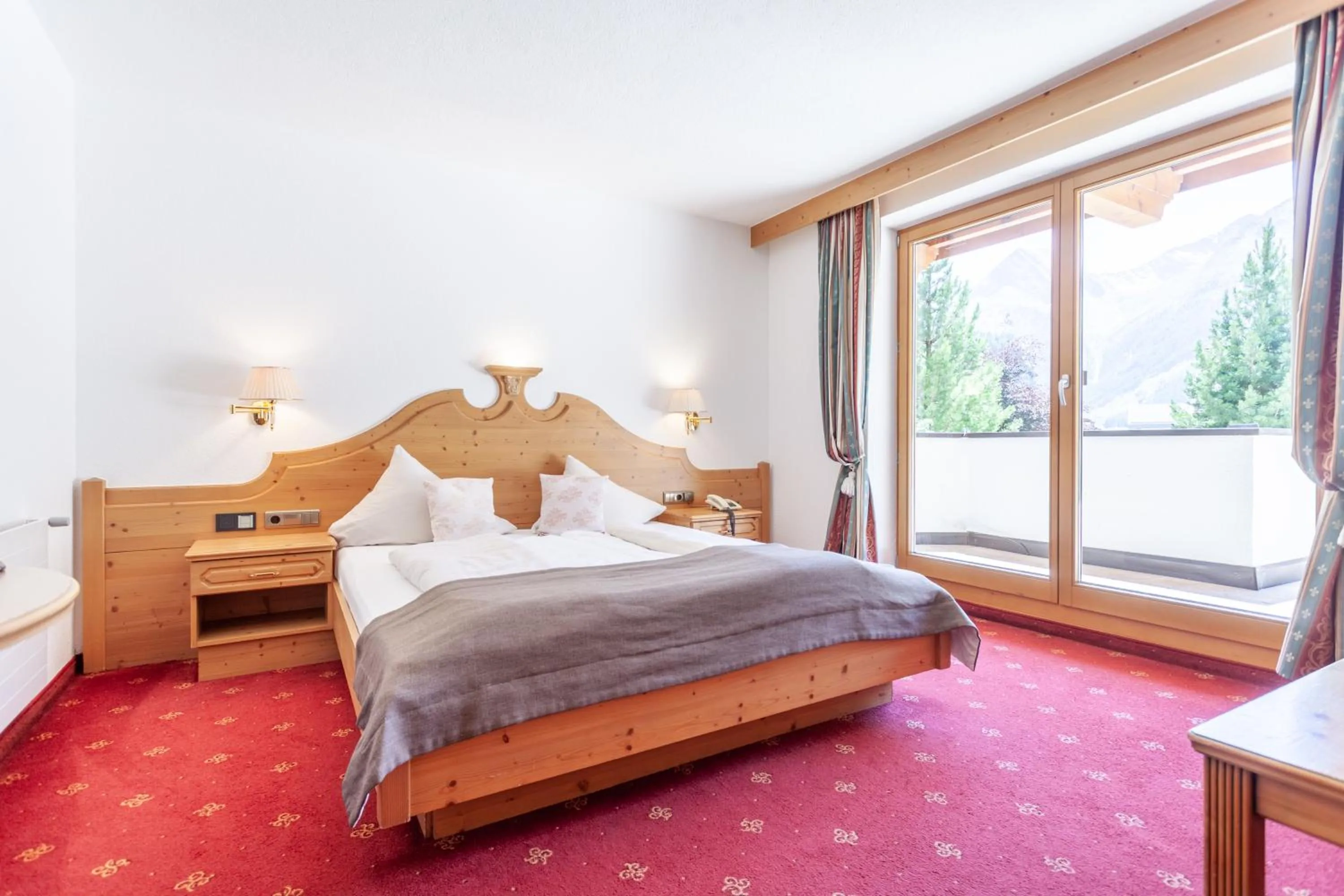 Photo of the whole room, Bed in Hotel Stern