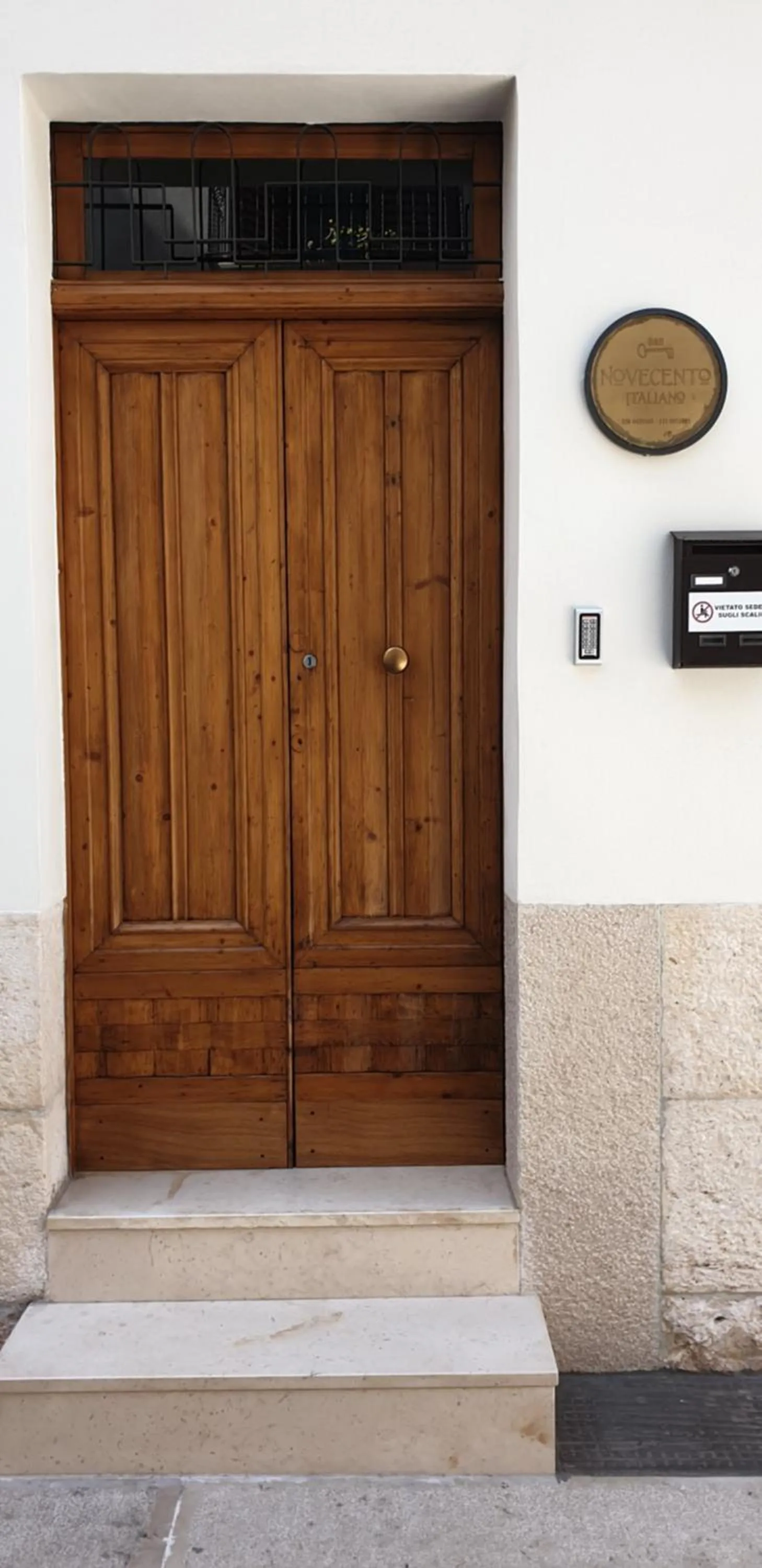 Facade/entrance in B&B Novecento Italiano
