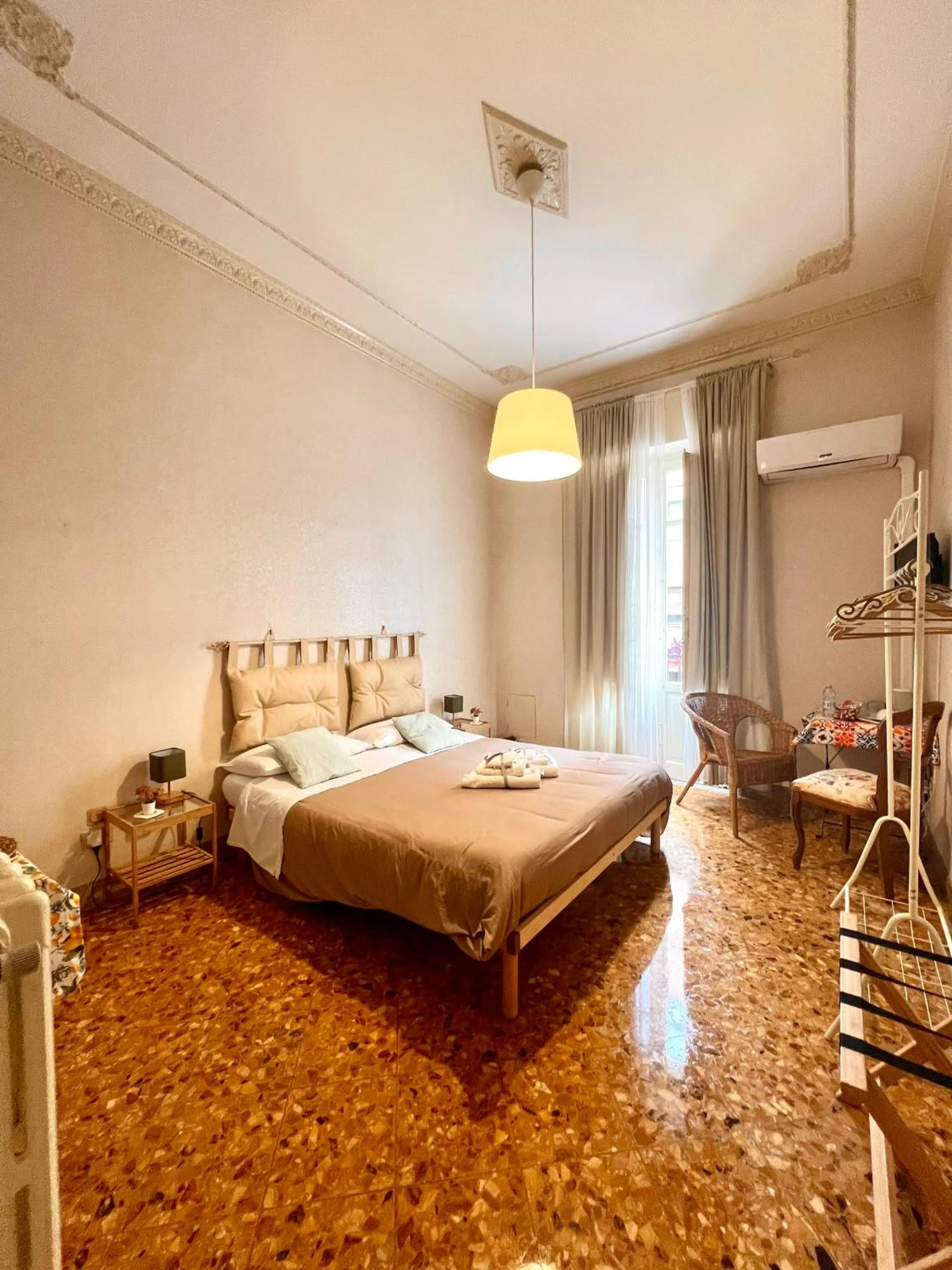 Bed in Casa Jolanda B&B