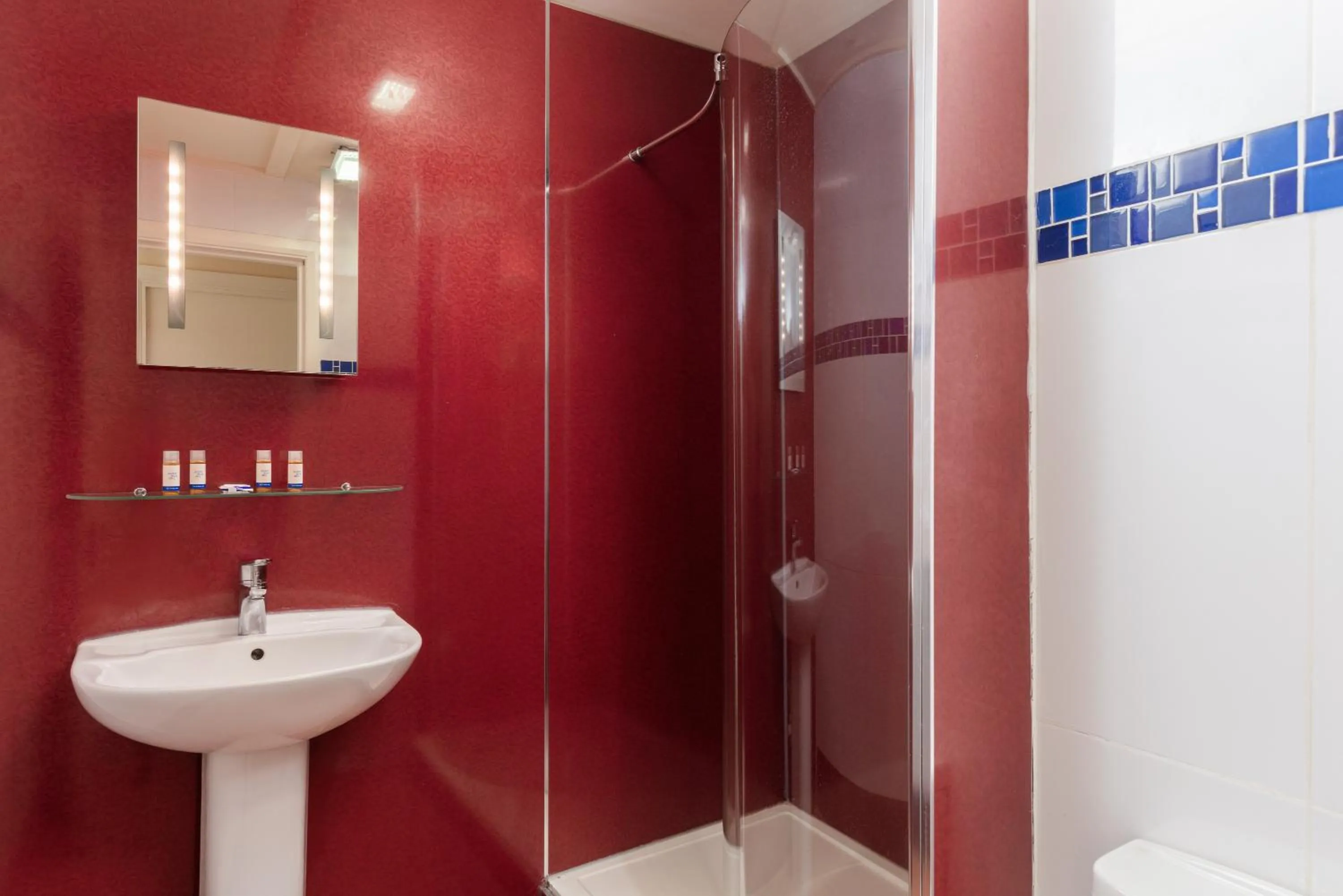 Bathroom in Discovery Accommodation