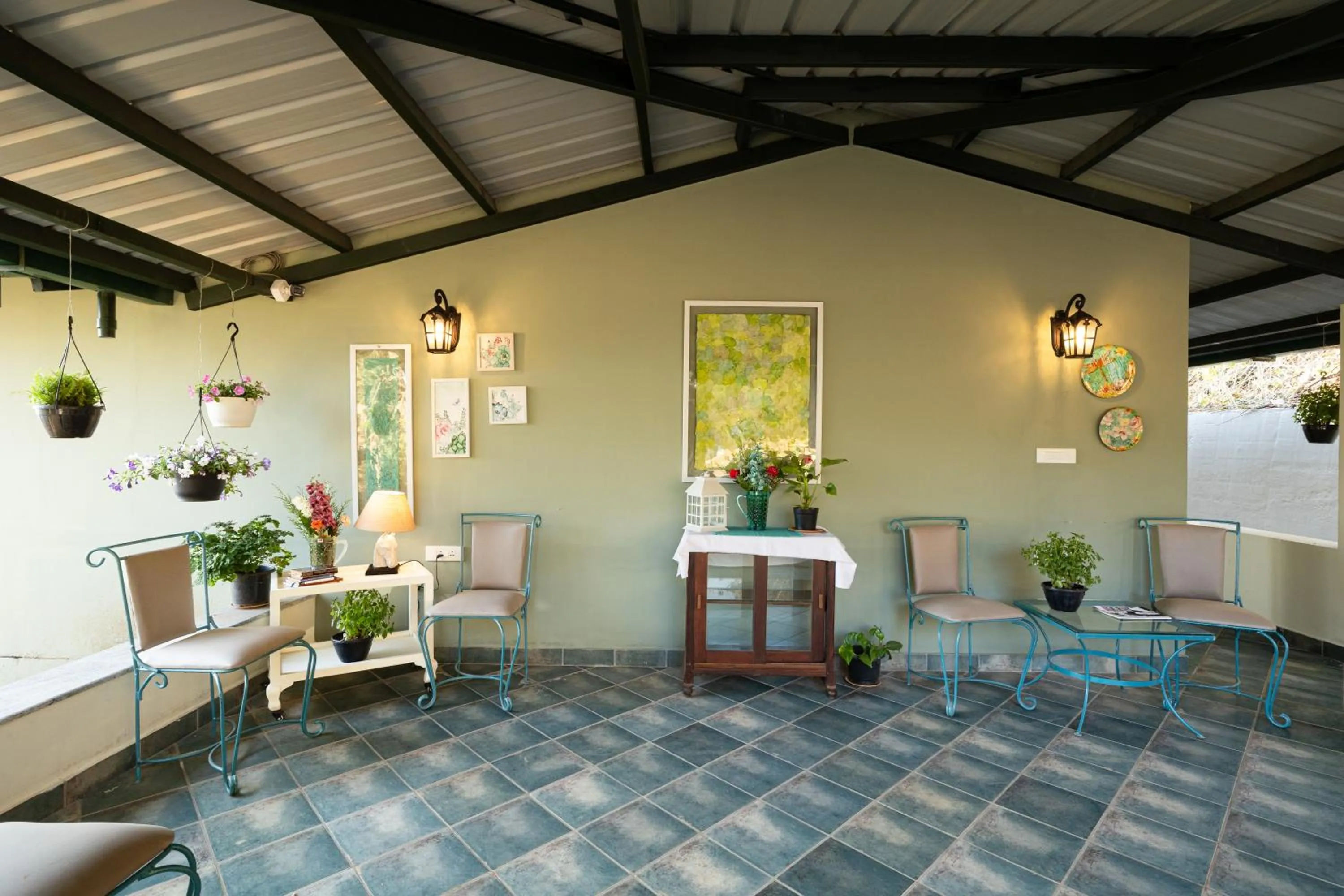 Seating area in King's Cliff