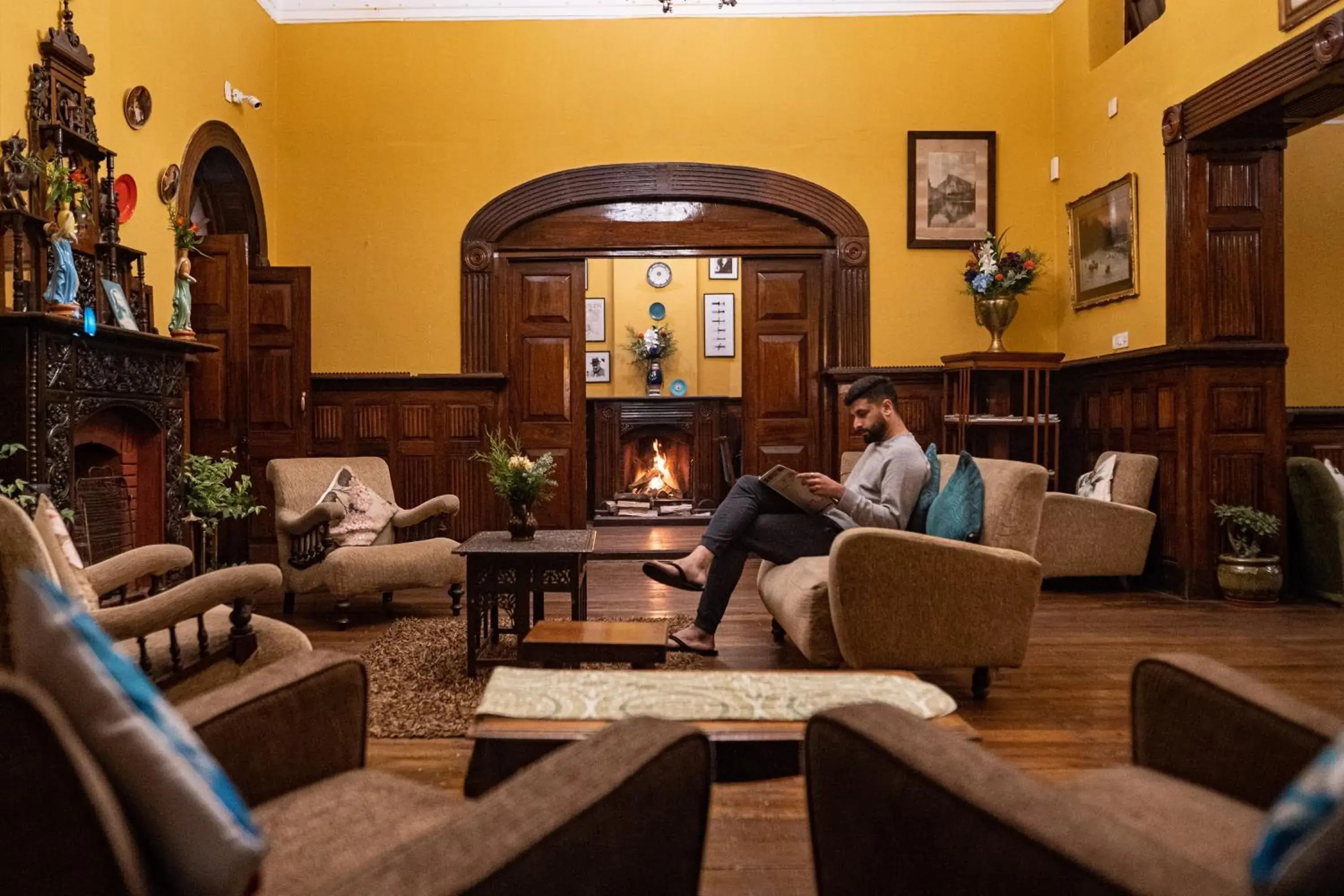 Lobby or reception in King's Cliff Lobby or reception in King's Cliff