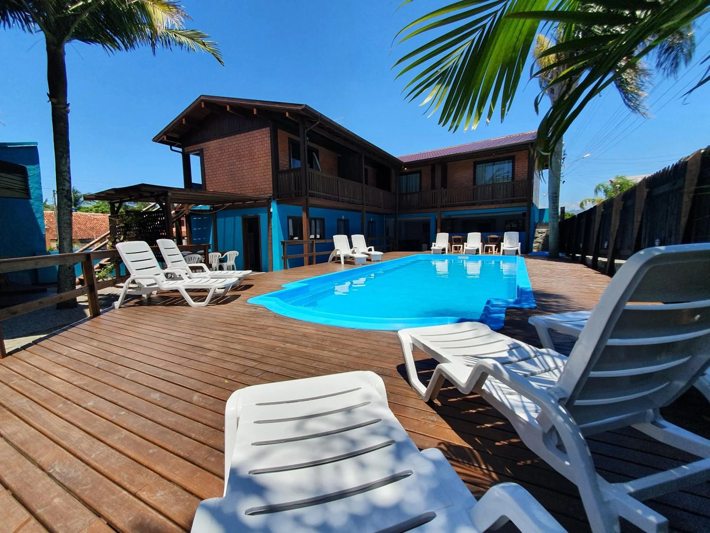 Swimming pool in Pousada Doce Mar