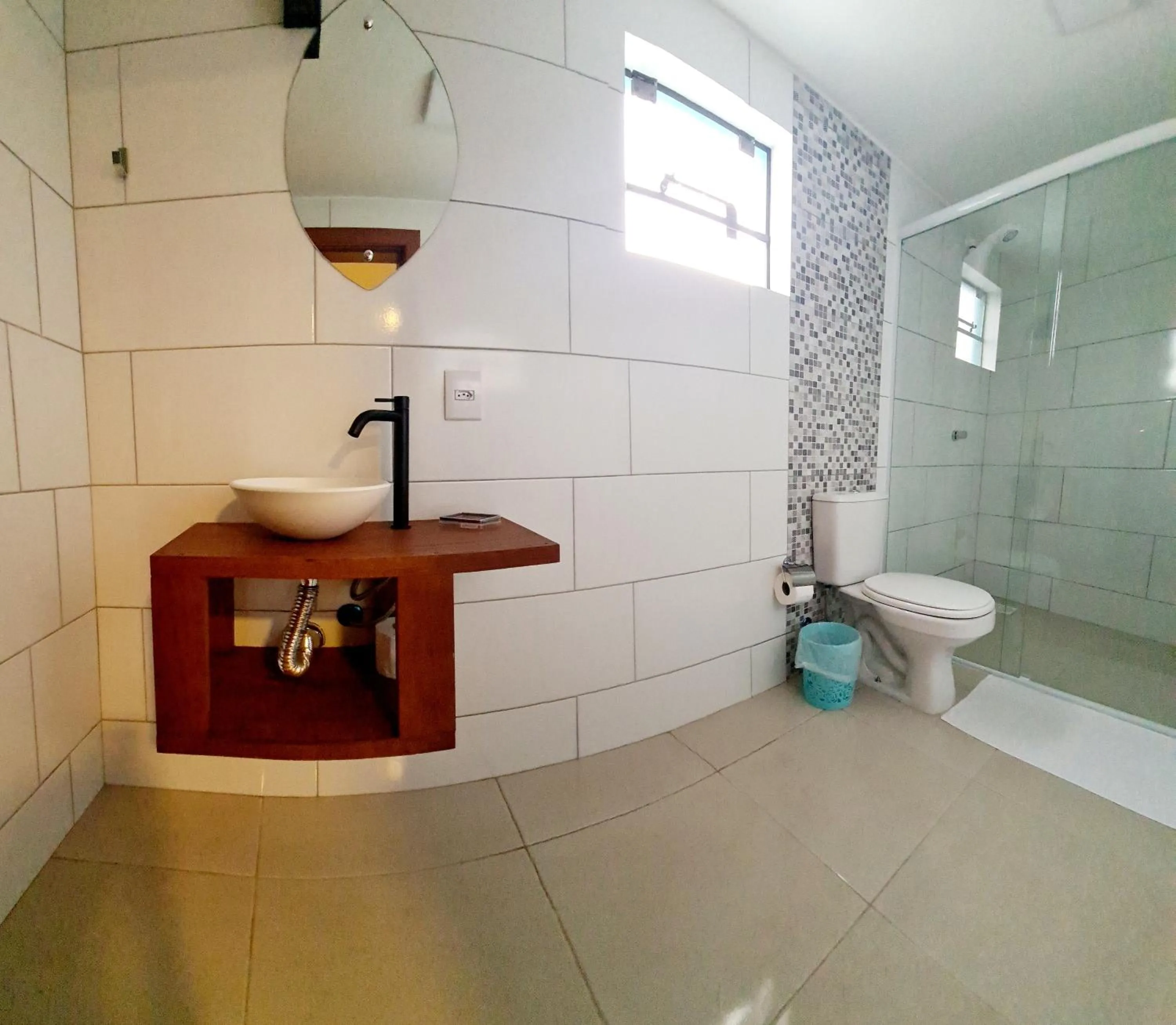 Shower in Pousada Doce Mar