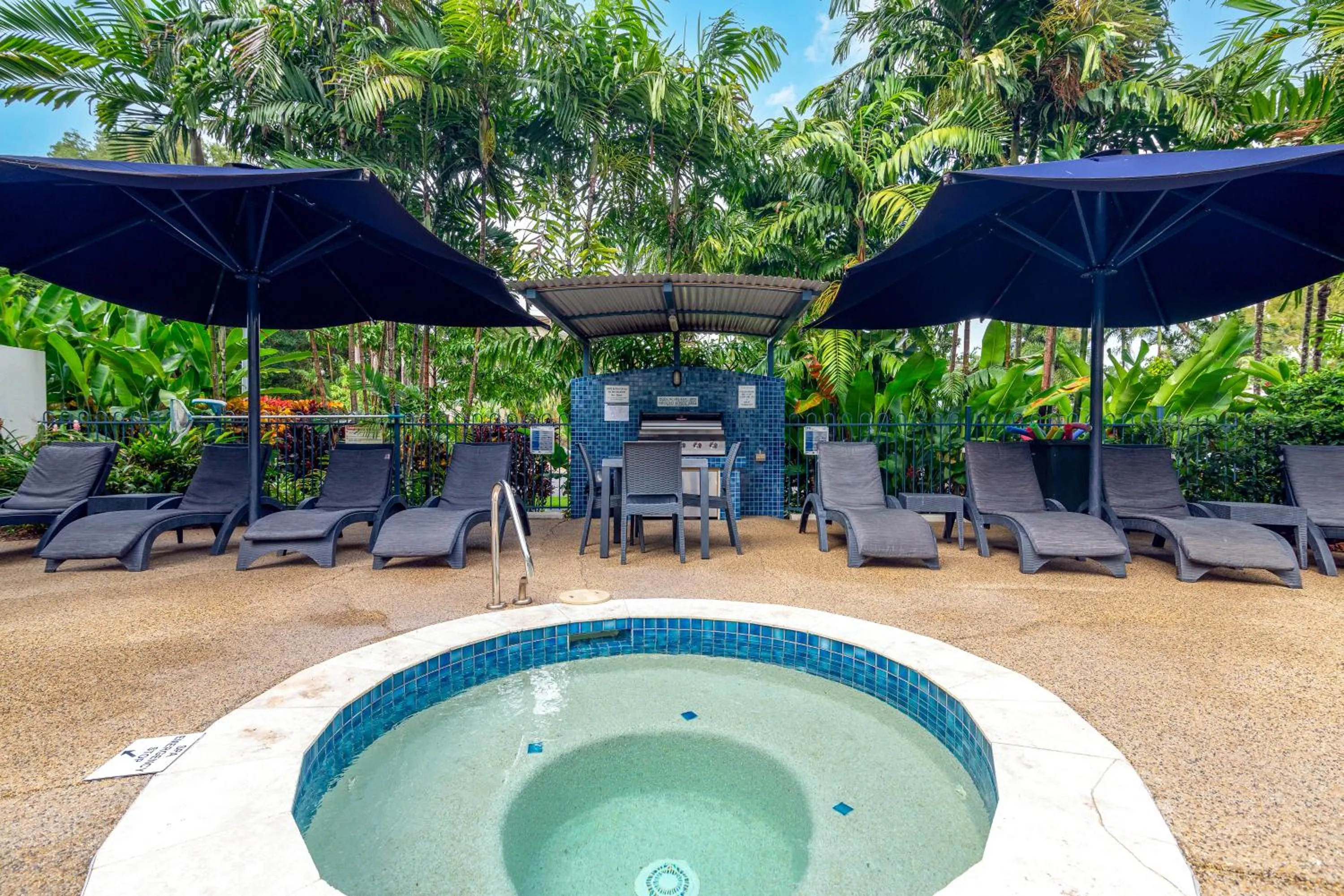 BBQ facilities in Meridian at Port Douglas - Adults Only