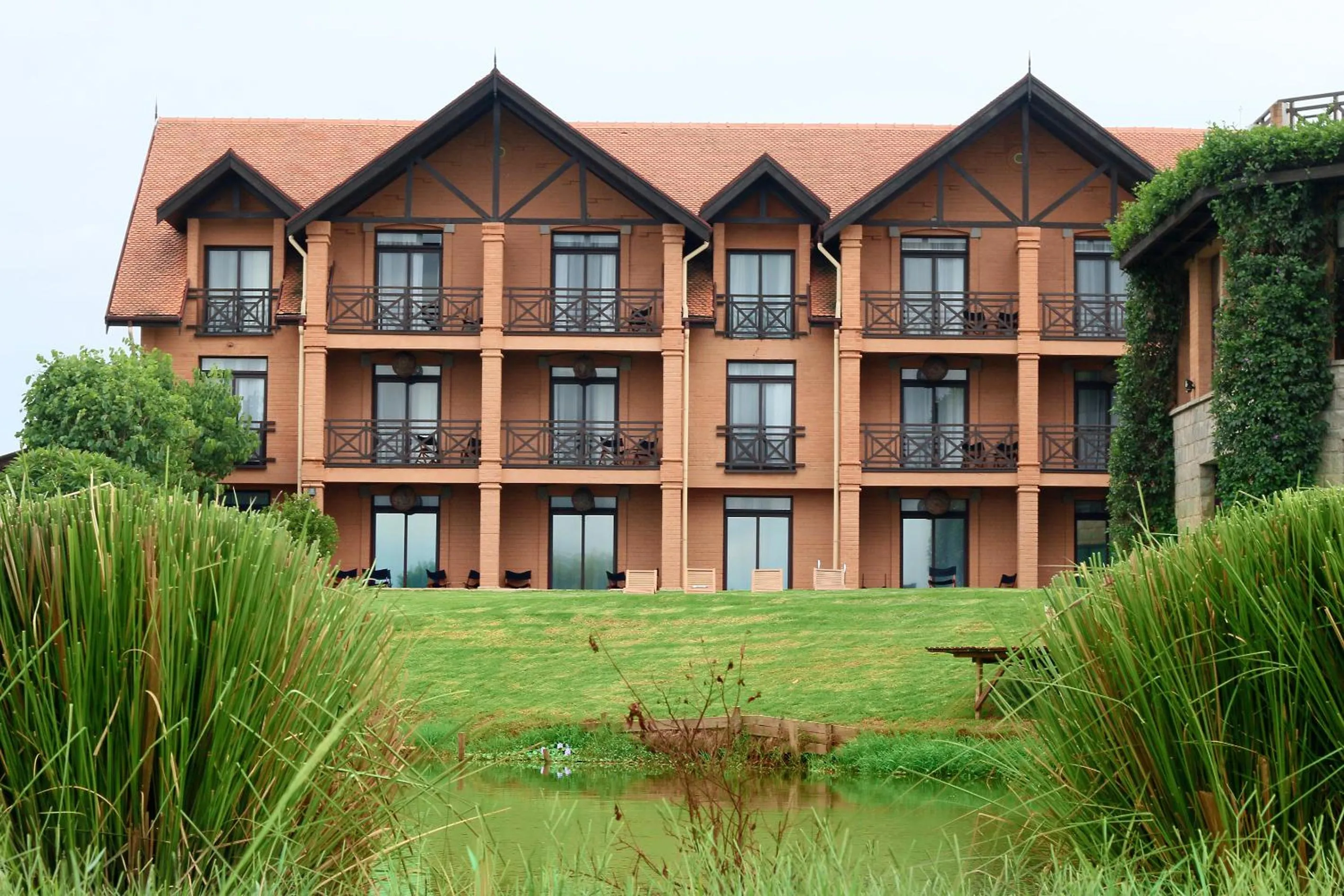 Garden in Radisson Hotel Tamboho Waterfront Antananarivo