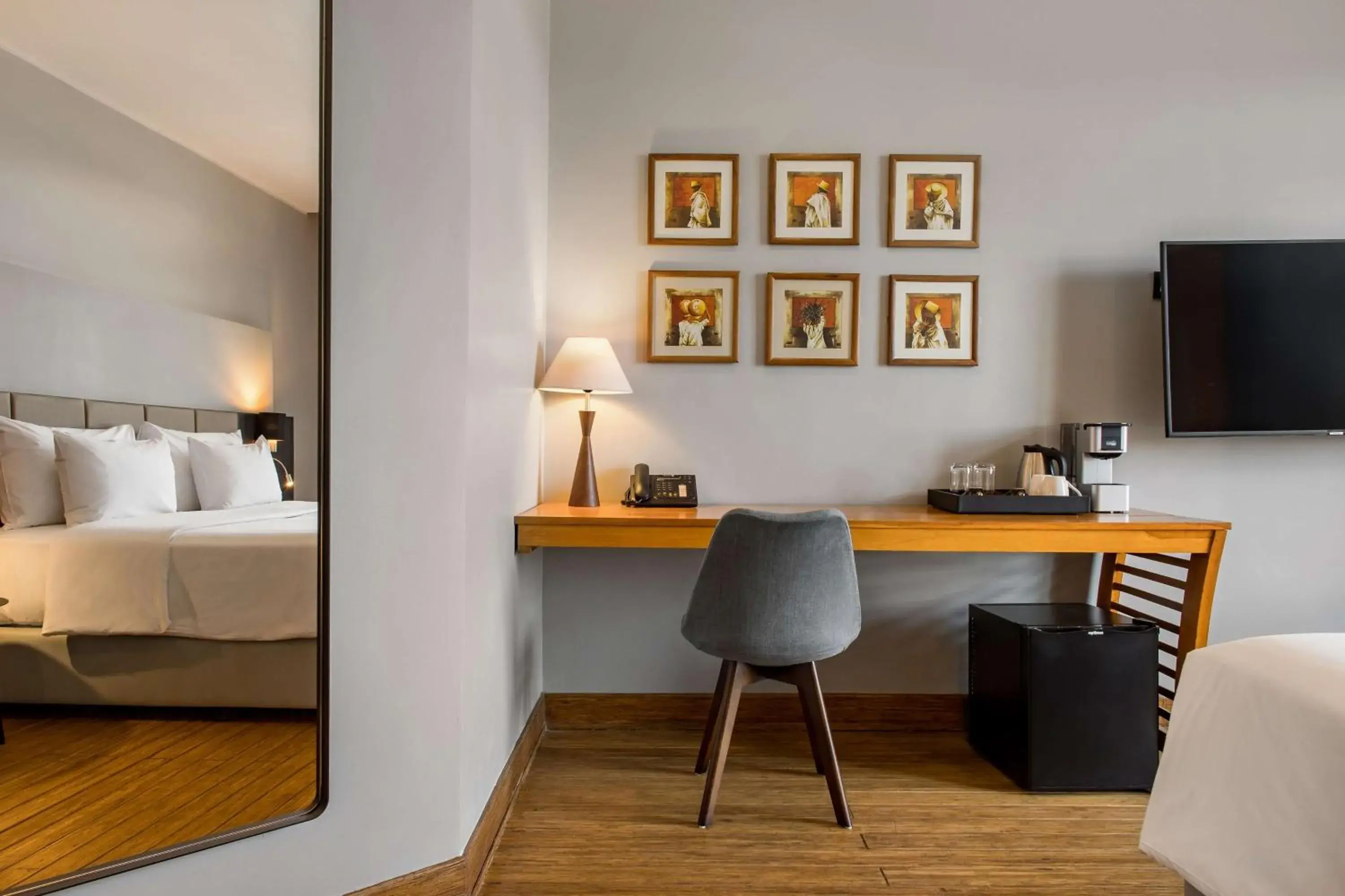 Photo of the whole room, Bed in Radisson Hotel Tamboho Waterfront Antananarivo Photo of the whole room, Bed in Radisson Hotel Tamboho Waterfront Antananarivo