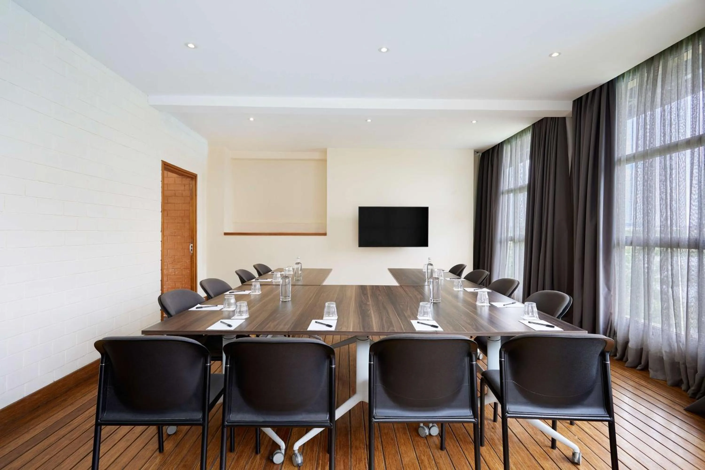 Meeting/conference room in Radisson Hotel Tamboho Waterfront Antananarivo