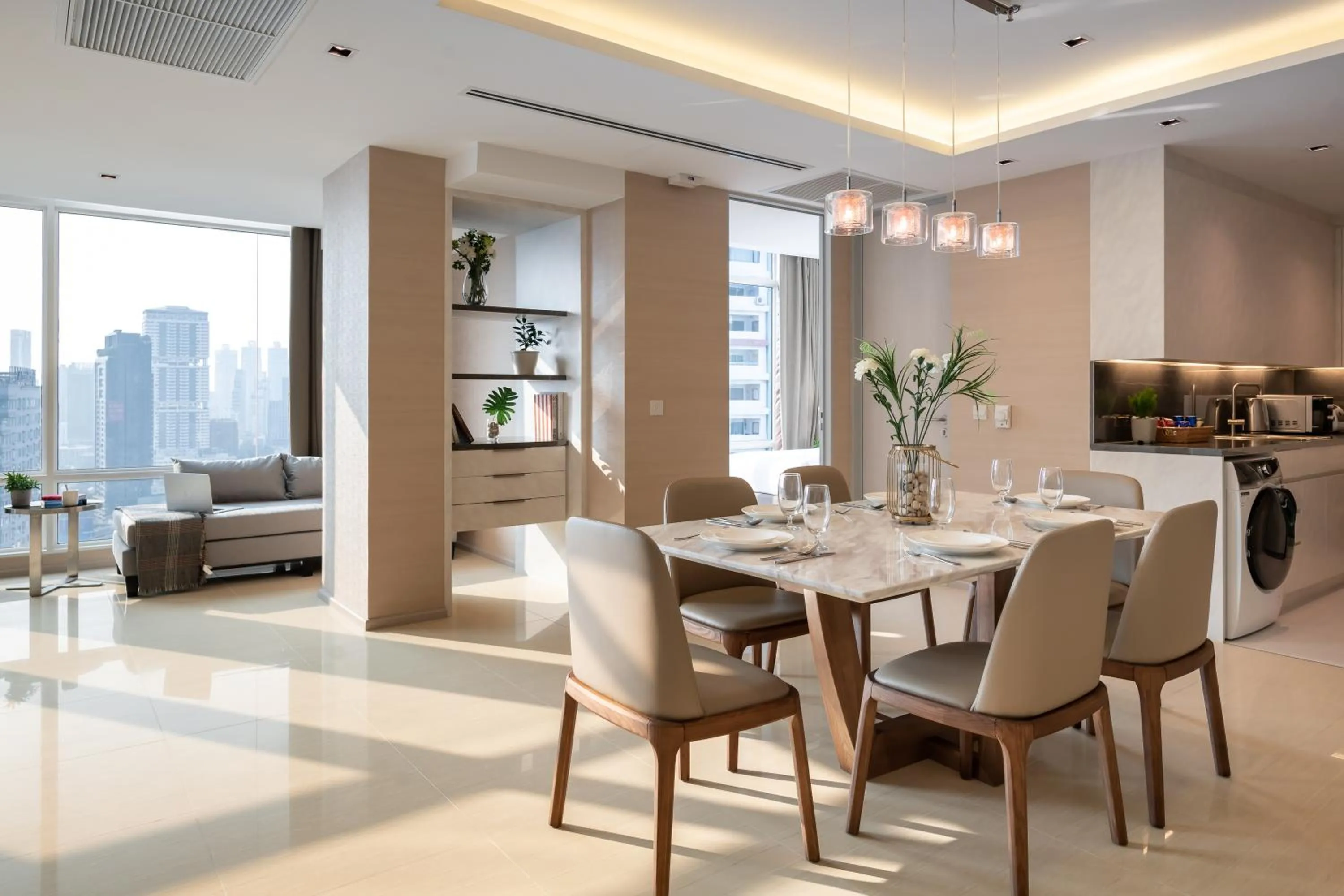 Dining area in Jasmine 59 Hotel