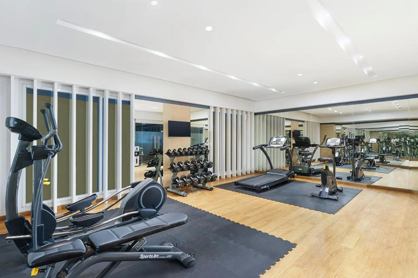Fitness centre/facilities in Swiss-Belinn Modern Cikande