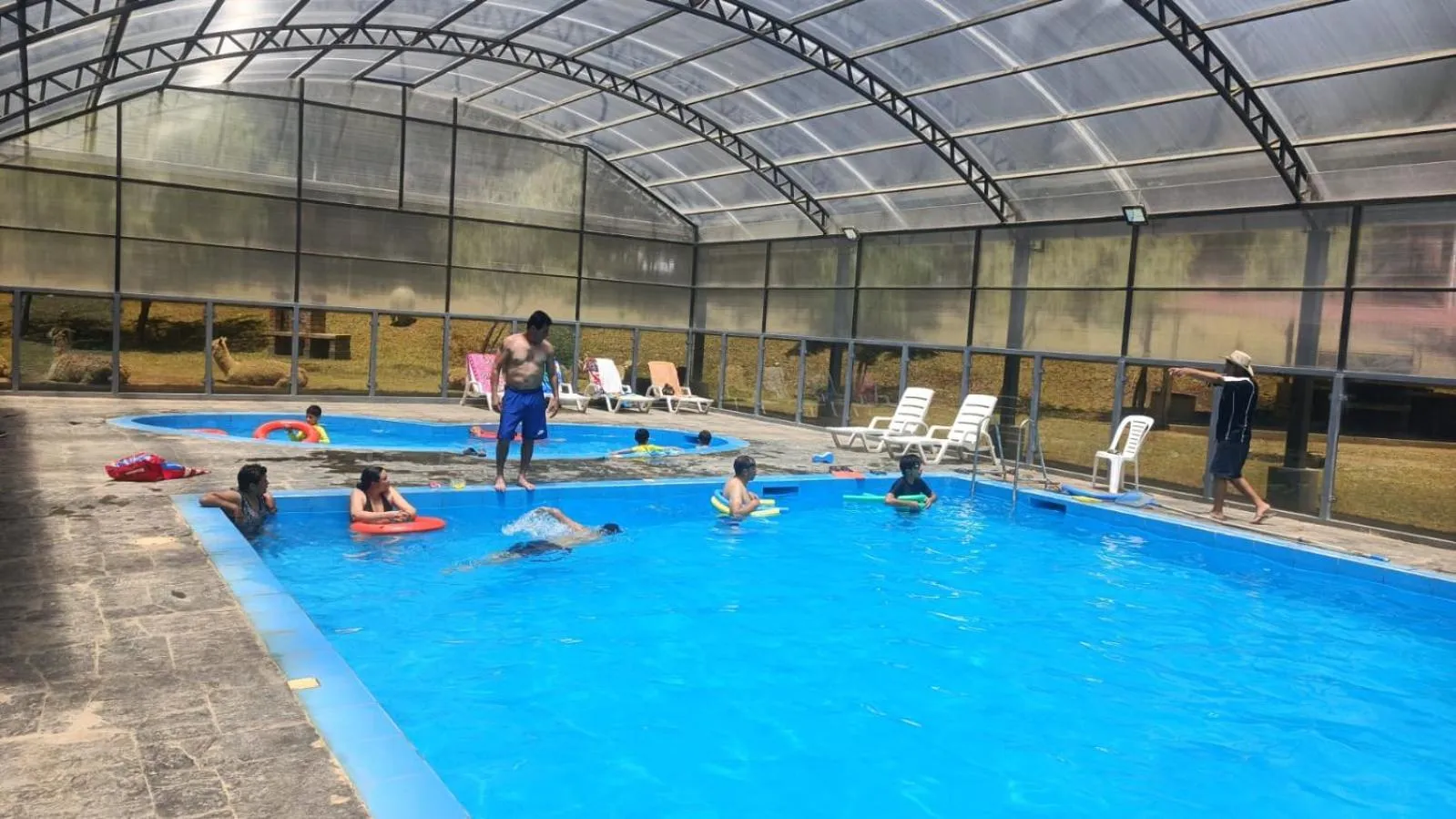Swimming pool in Departamentos Bellavista La Alborada Huaraz