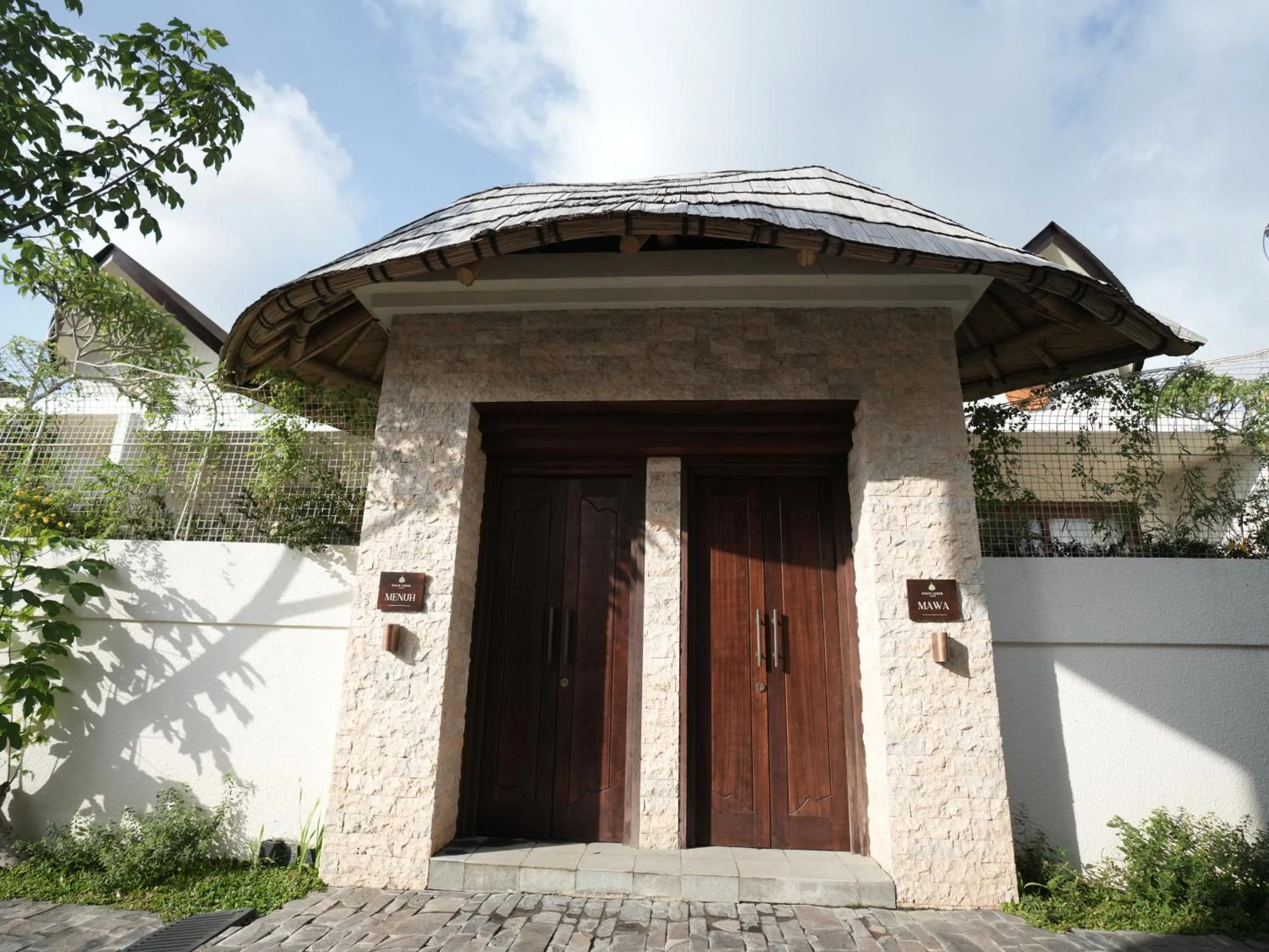 Property building in Daun Lebar Villas