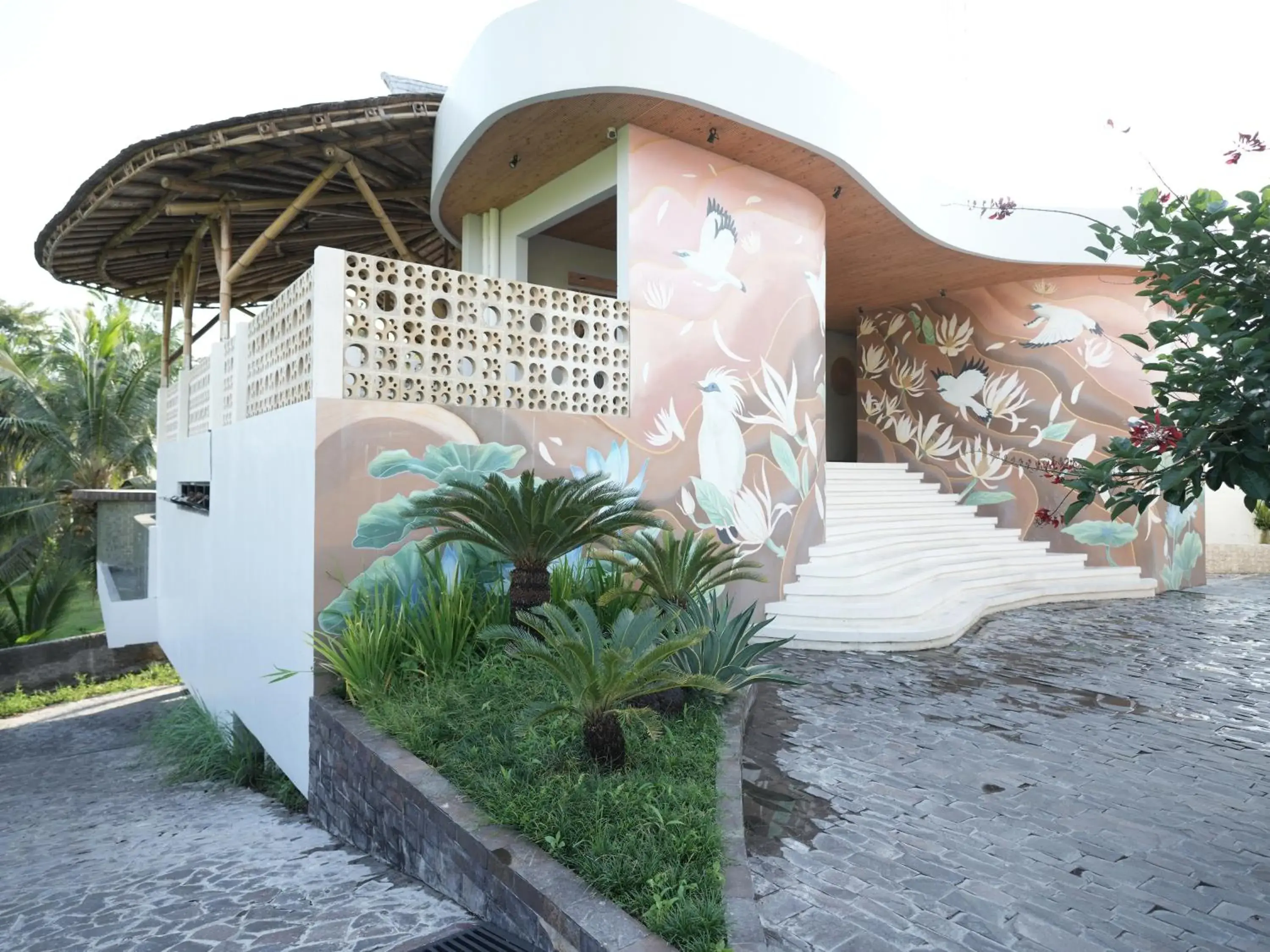 Restaurant/places to eat in Daun Lebar Villas Restaurant/places to eat in Daun Lebar Villas