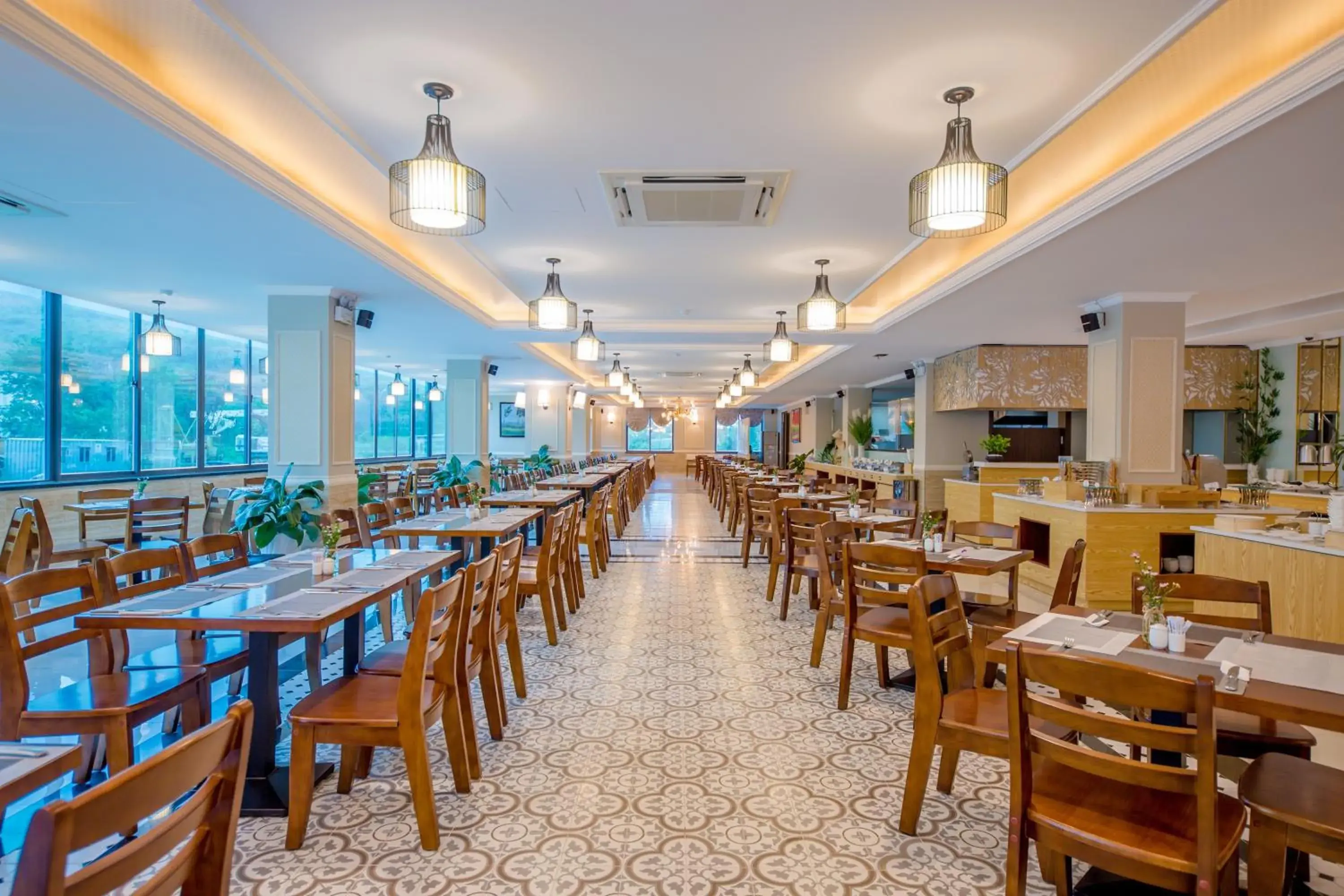 Restaurant/places to eat in Orbit Hotel Nha Trang Restaurant/places to eat in Orbit Hotel Nha Trang