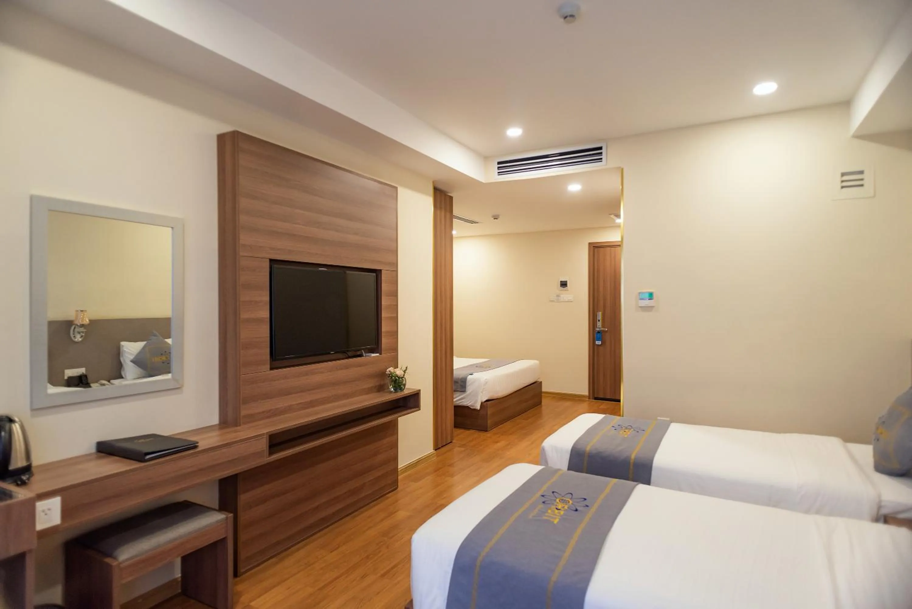 Bed in Orbit Hotel Nha Trang