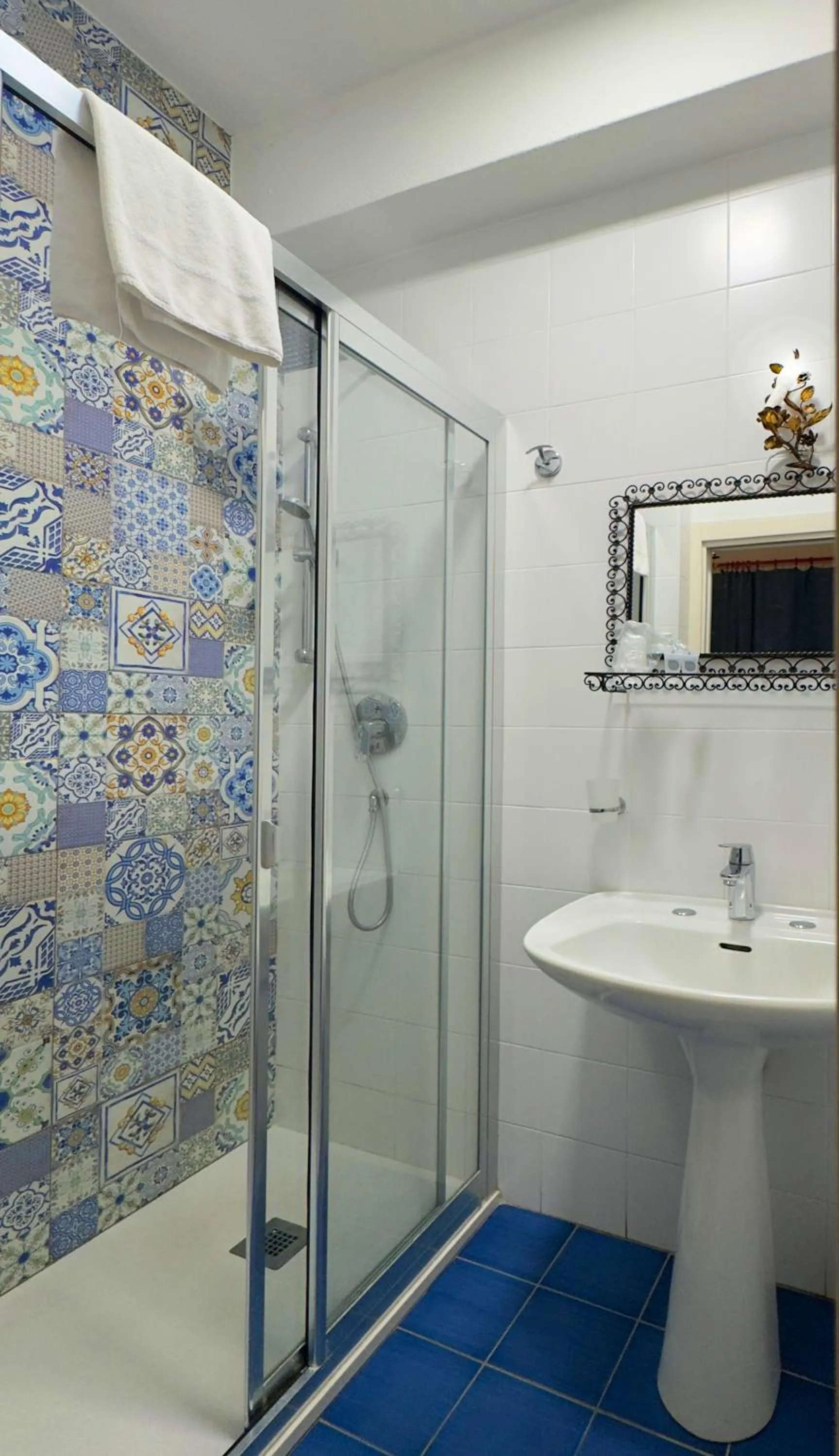 Bathroom in Hotel da Peppe