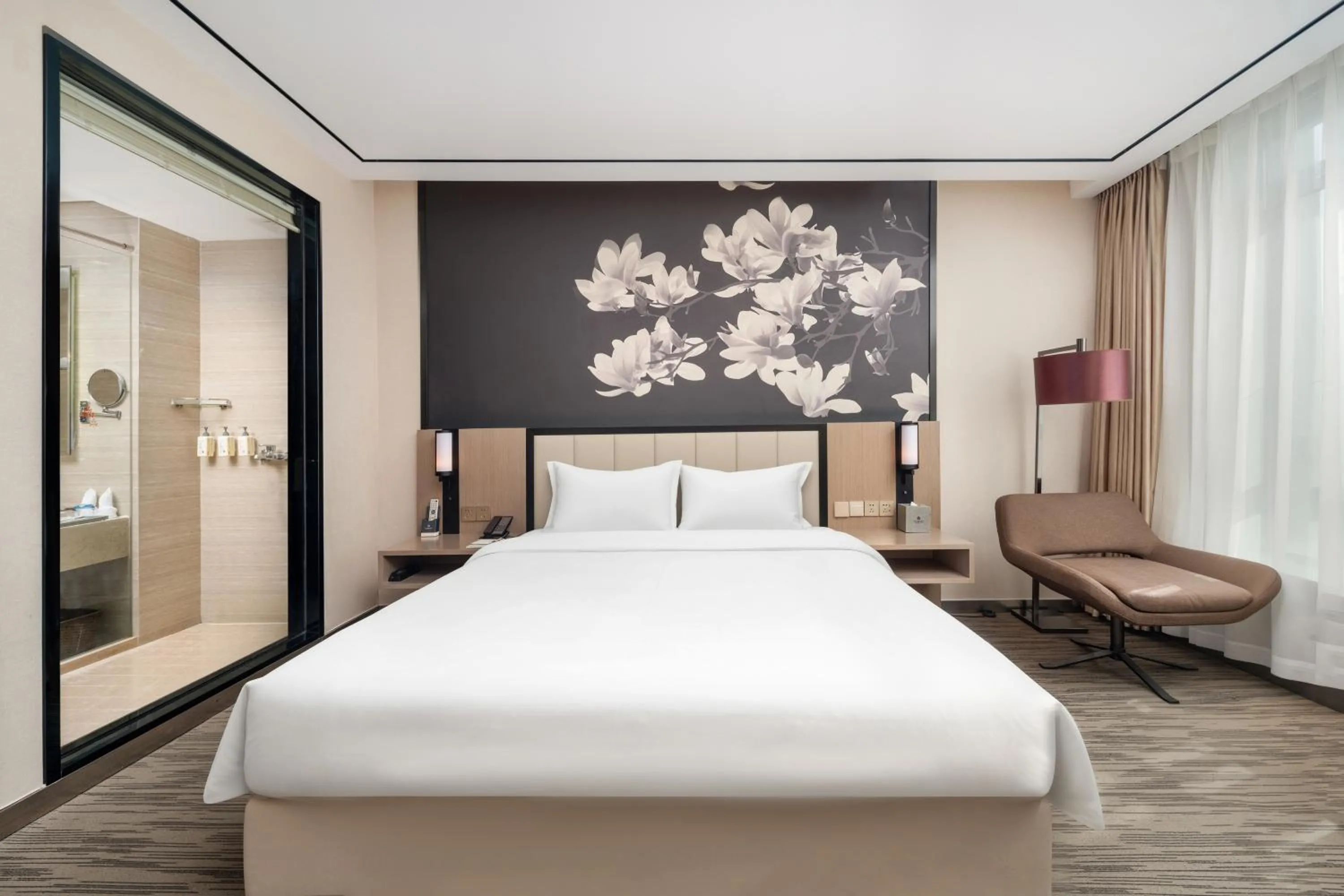 Deluxe King Room in GHIC The Mulian Hotel of Bio-island Guangzhou