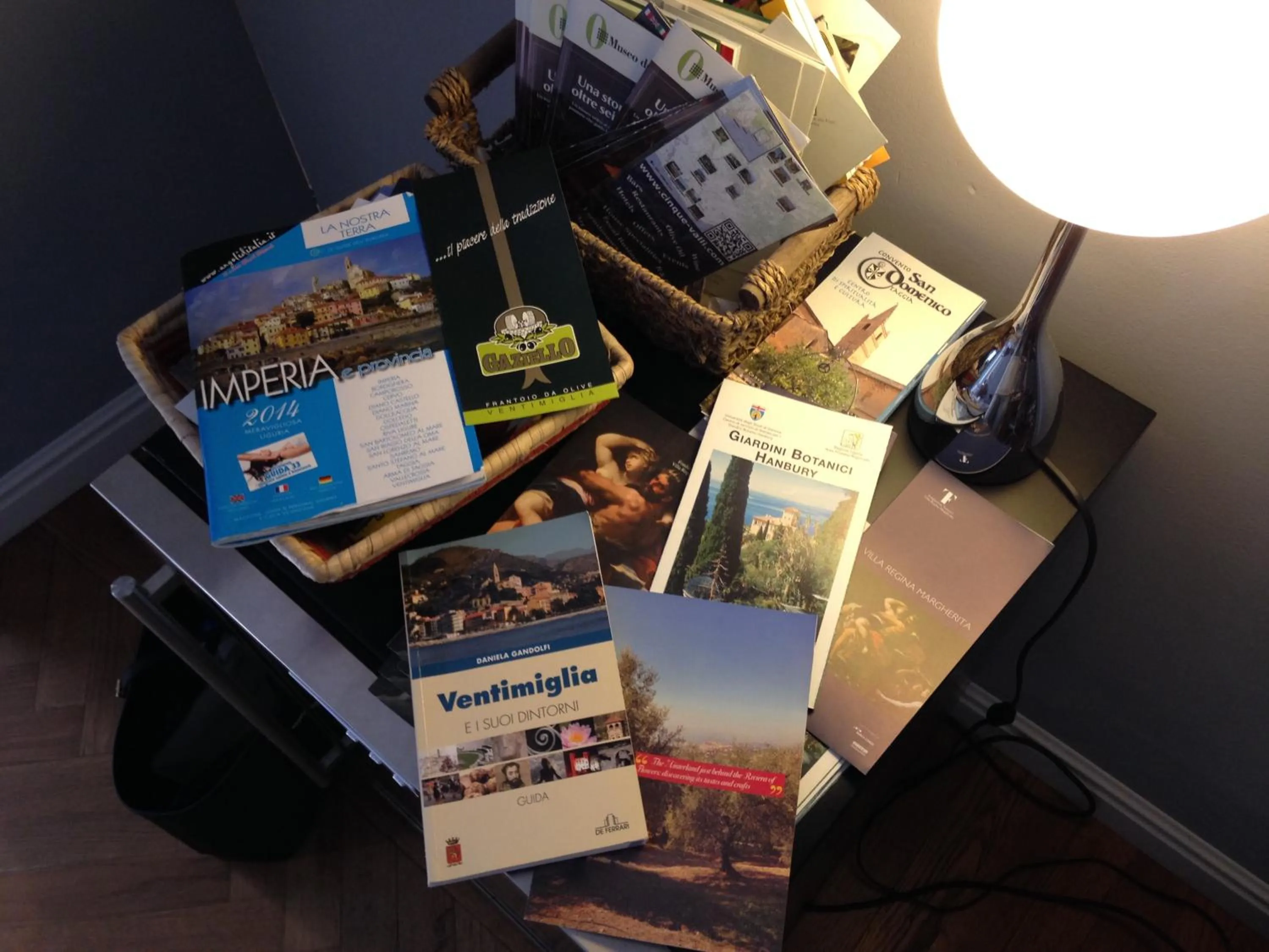 Decorative detail in B&B Casa Fenoglio