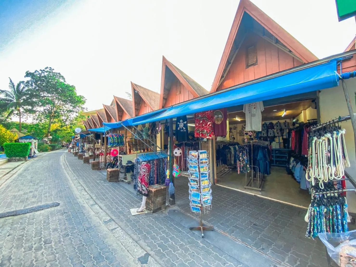 Lotus Paradise Resort - SHA PLUS