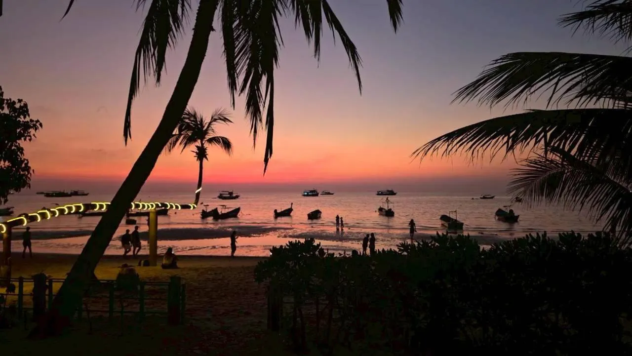 Lotus Paradise Resort - SHA PLUS