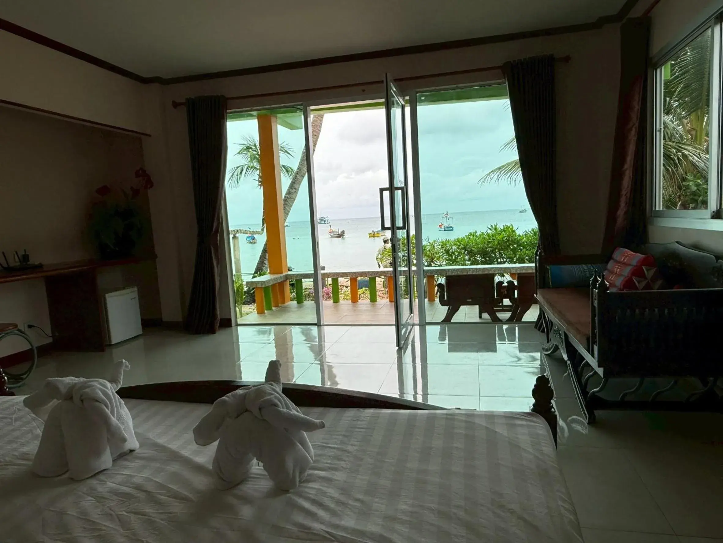 Seafront Bungalow in Lotus Paradise Resort - SHA PLUS Seafront Bungalow in Lotus Paradise Resort - SHA PLUS