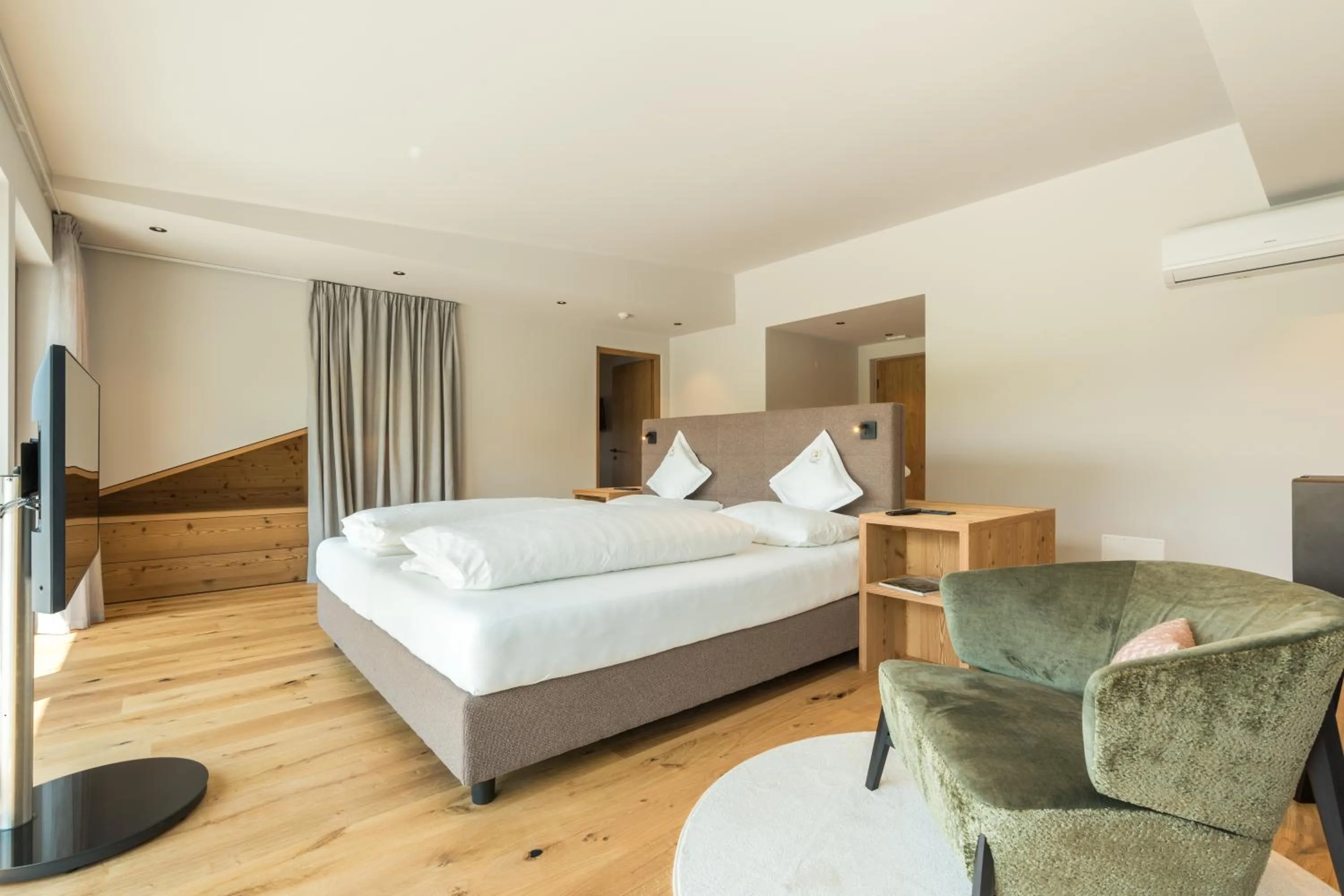 Bed in Parc Hotel Tyrol