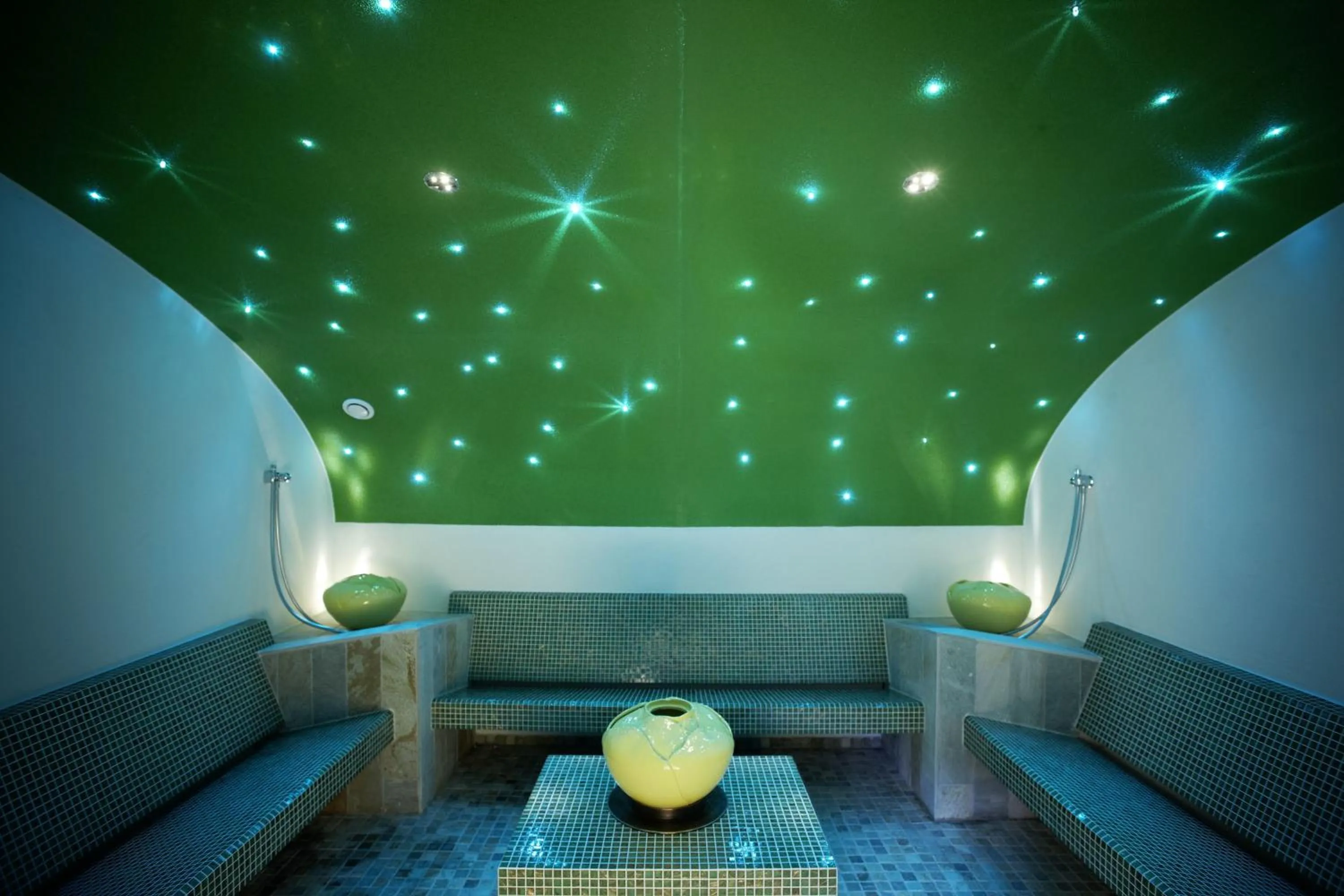 Steam room in Der Waldhof