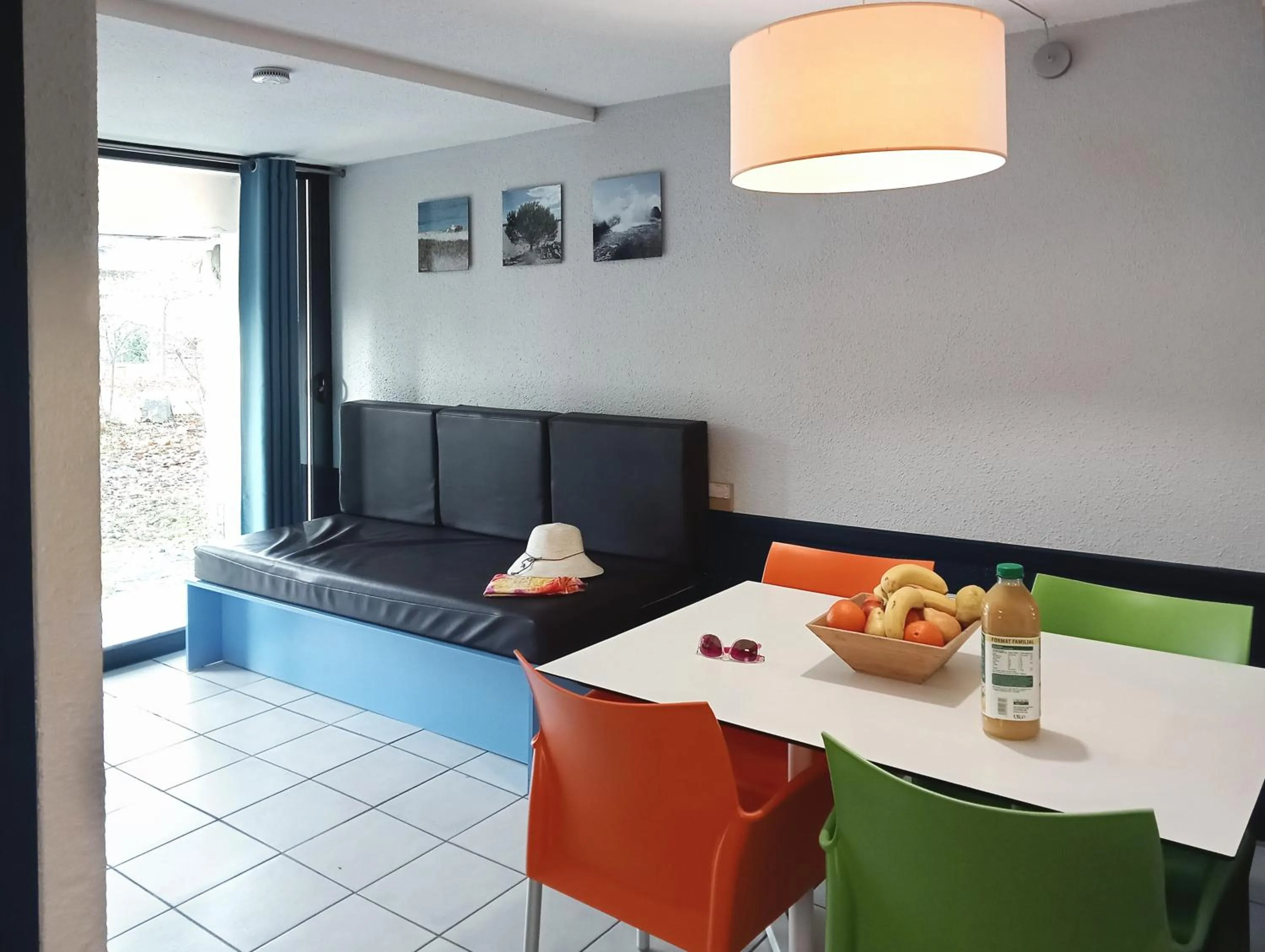 Living room in Residence Vacances Bleues Lou Castel