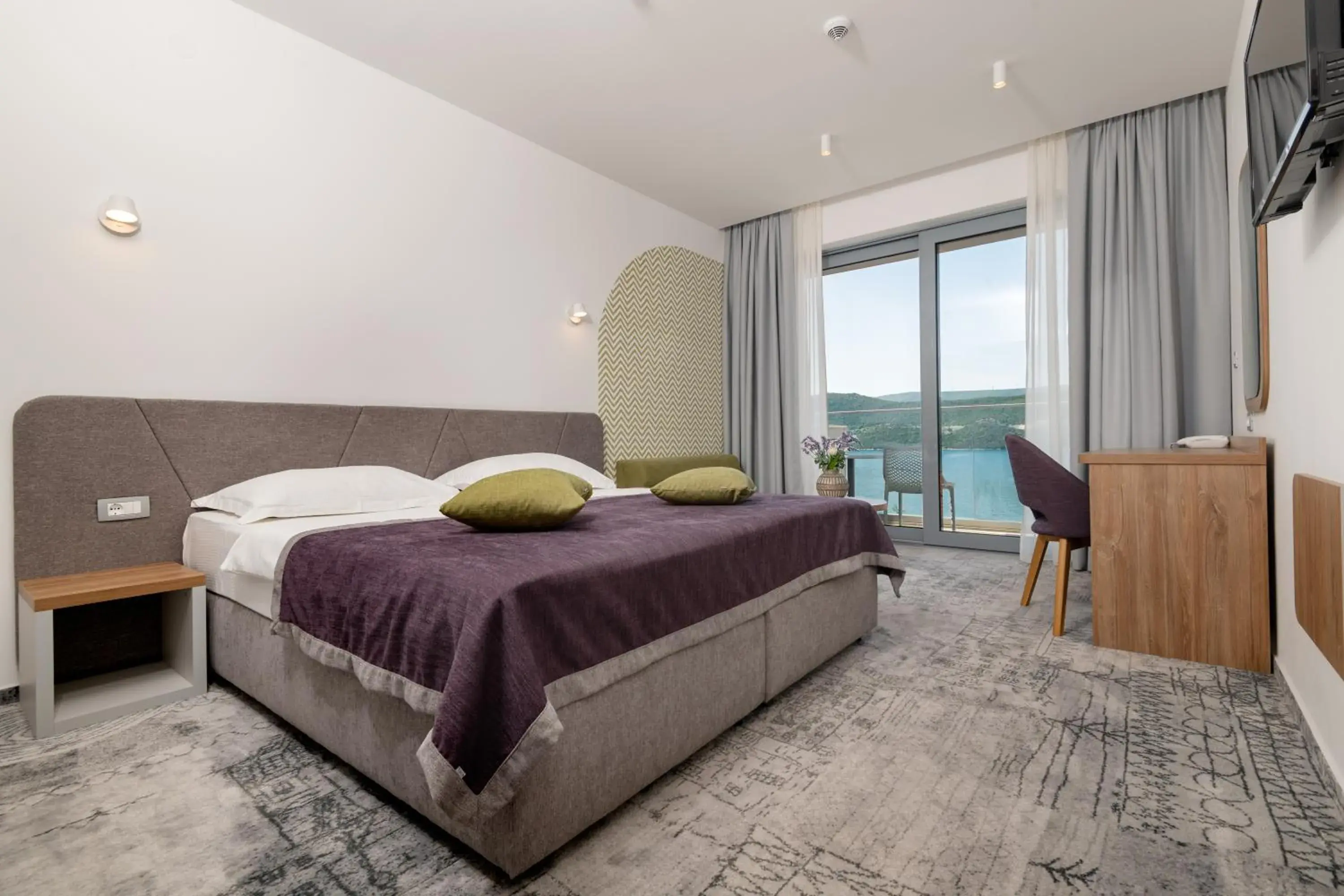 Deluxe Double or Twin Room with Balcony and Sea View - single occupancy in Hotel Nova Deluxe Double or Twin Room with Balcony and Sea View - single occupancy in Hotel Nova
