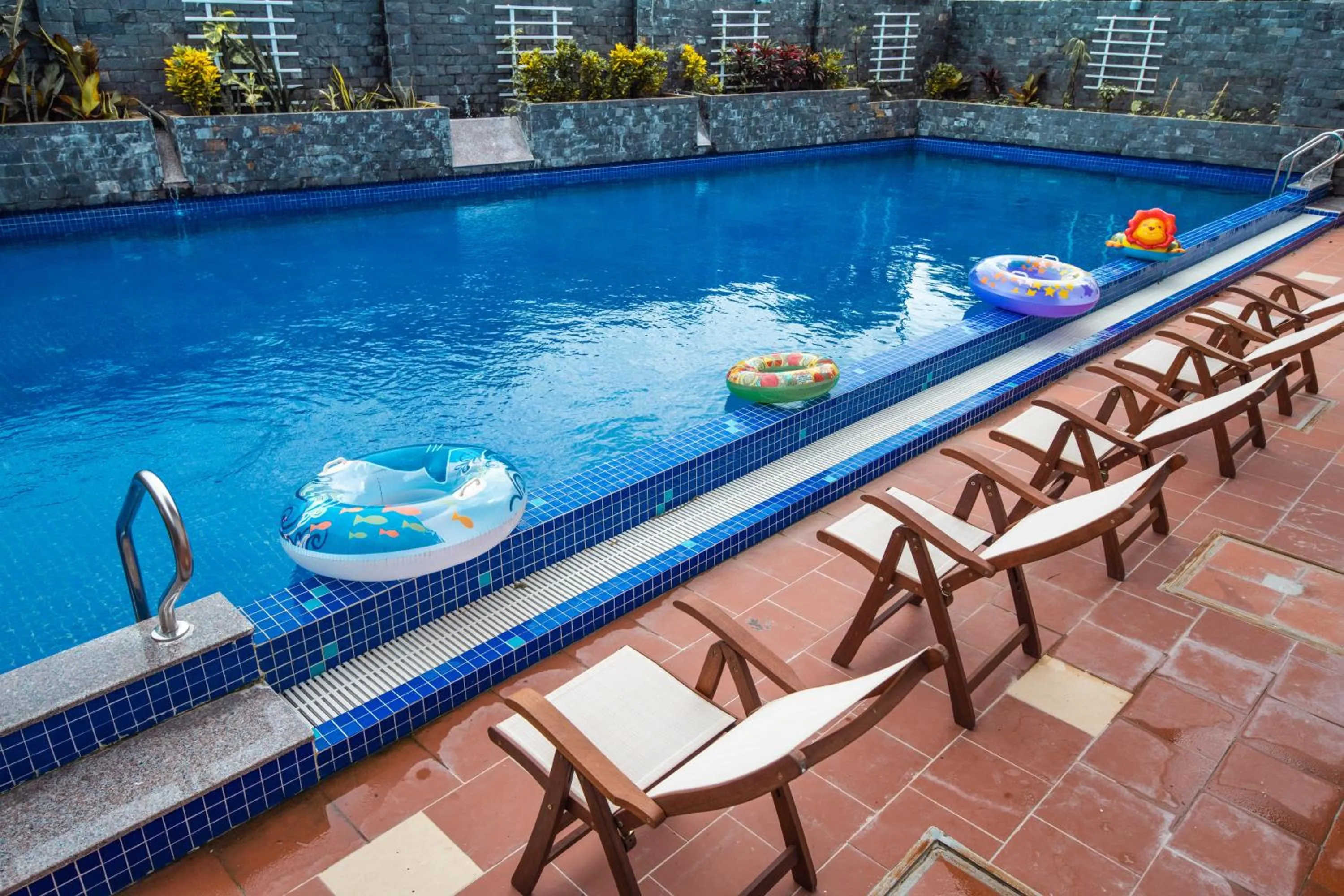 People in Summer Dream Hotel