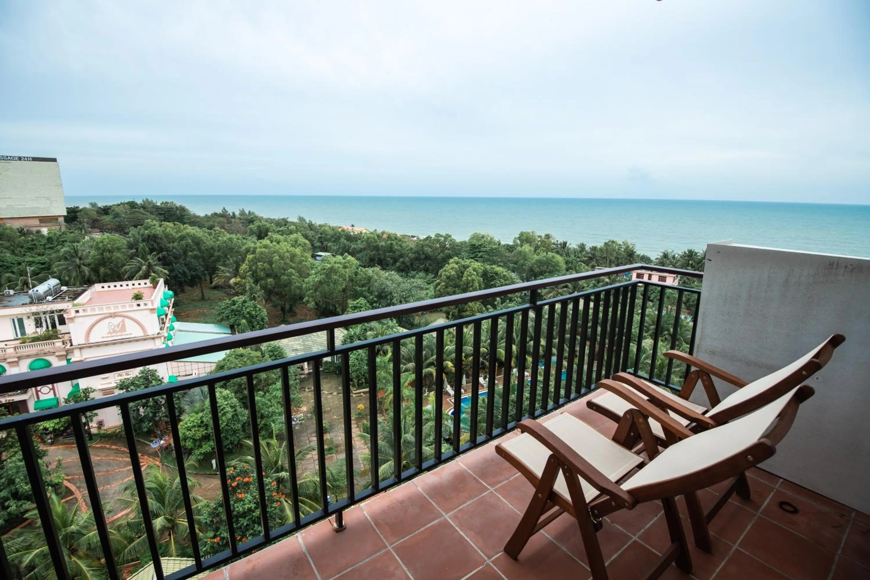 Mountain view in Summer Dream Hotel