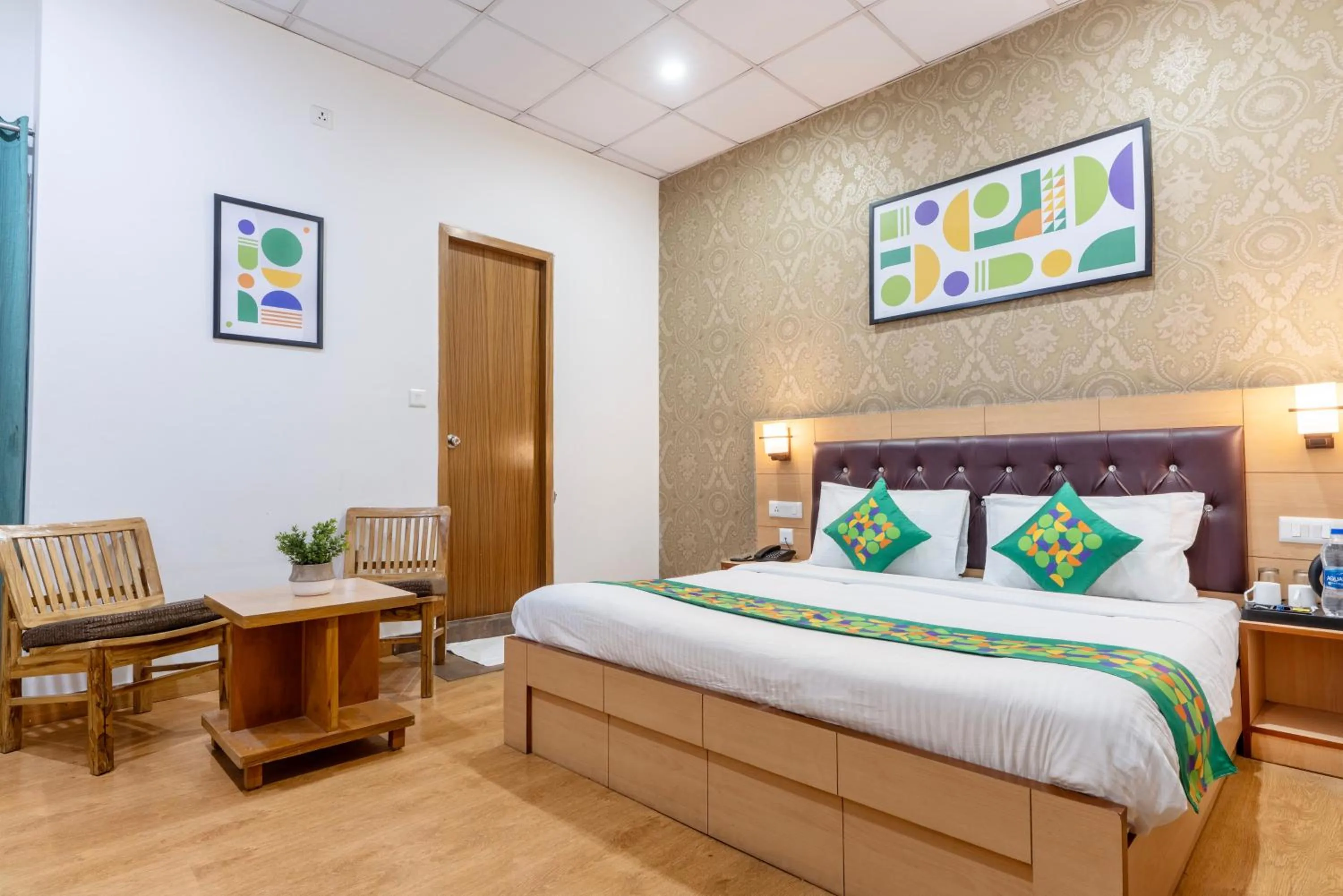 Bedroom, Bed in Treebo Anand The Mall Solan