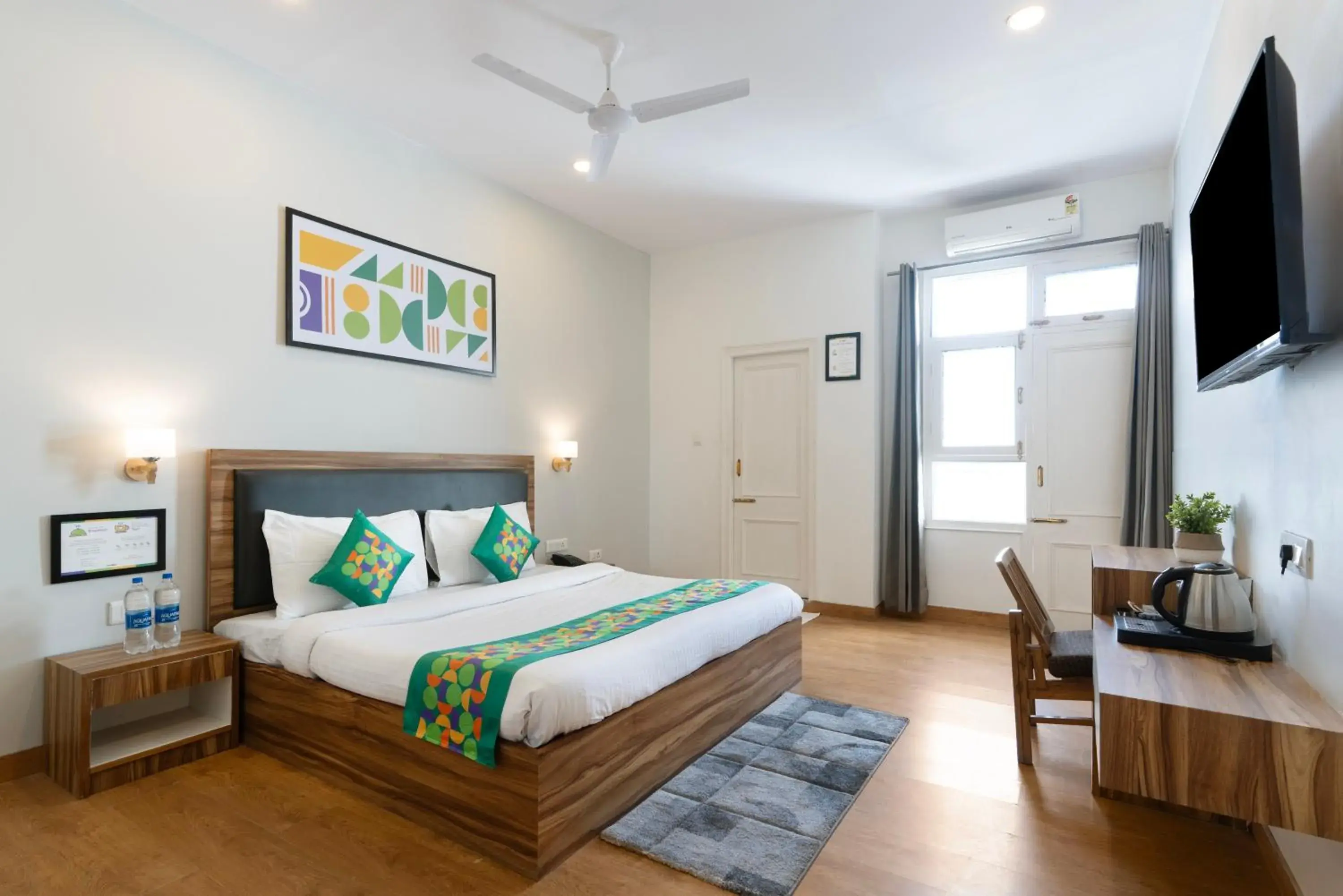 Bedroom, Bed in Treebo Anand The Mall Solan Bedroom, Bed in Treebo Anand The Mall Solan