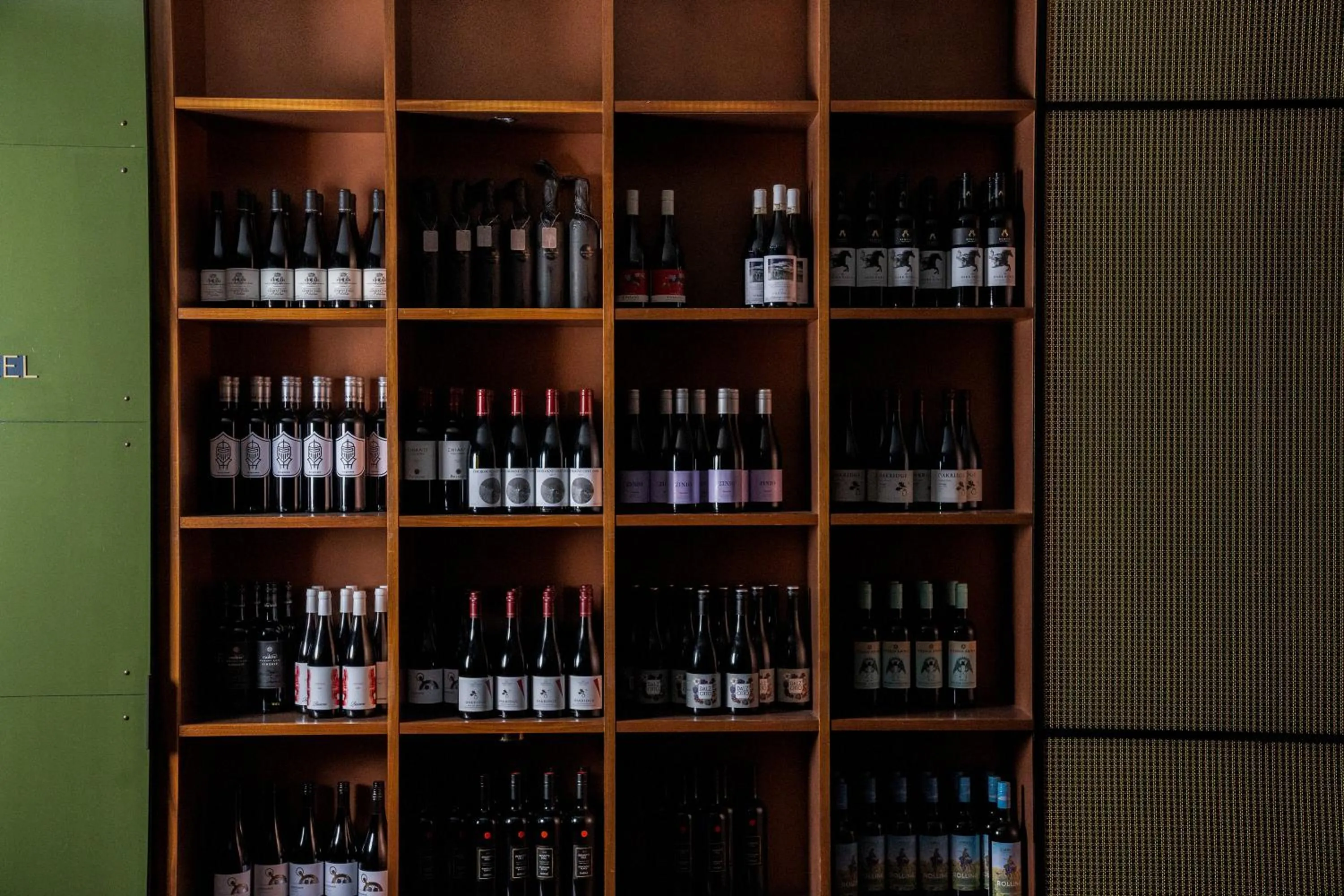 Restaurant/places to eat in Rendezvous Hotel Melbourne