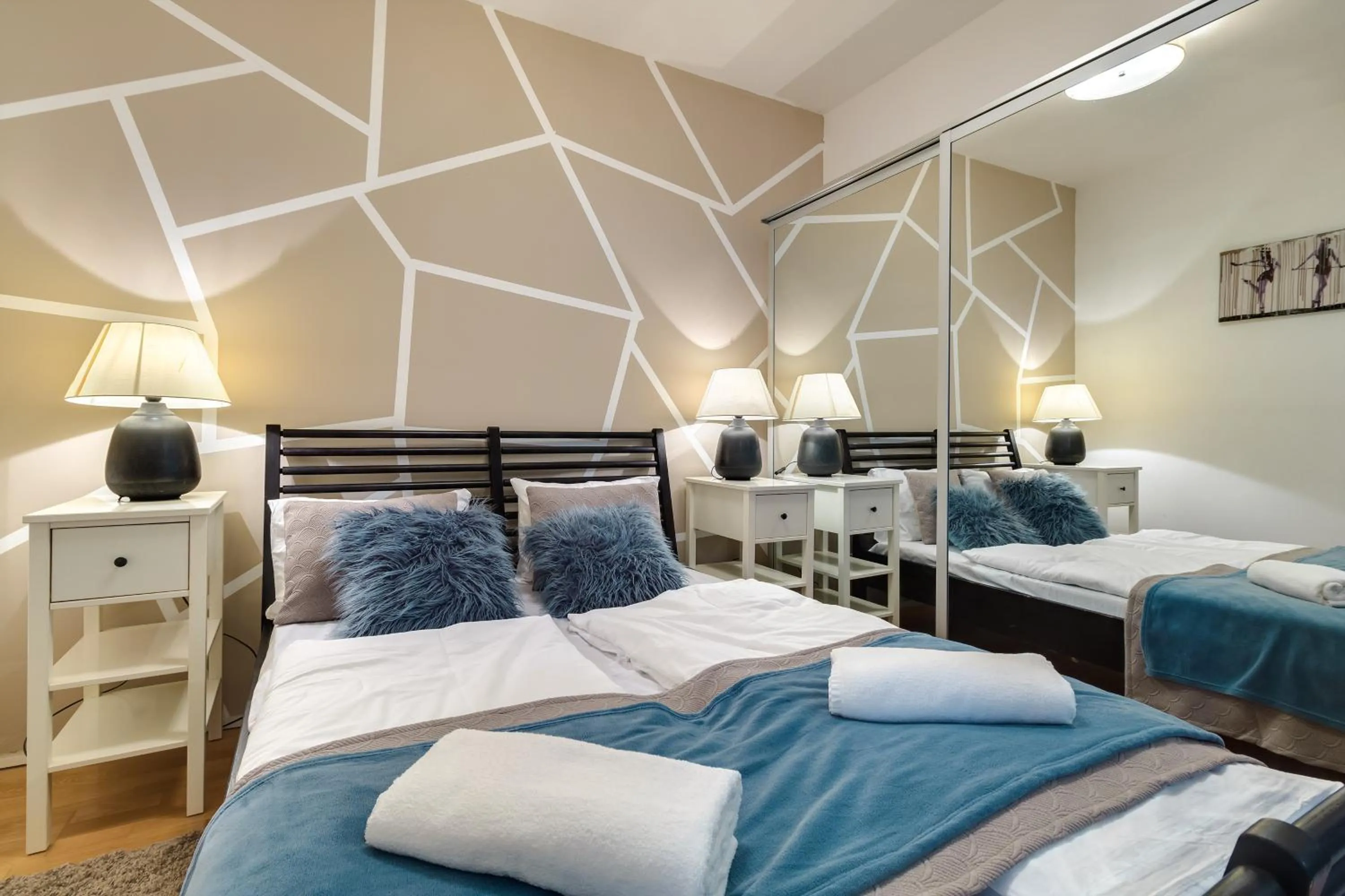 Photo of the whole room, Bed in Quality Point Apartments 0-24 reception