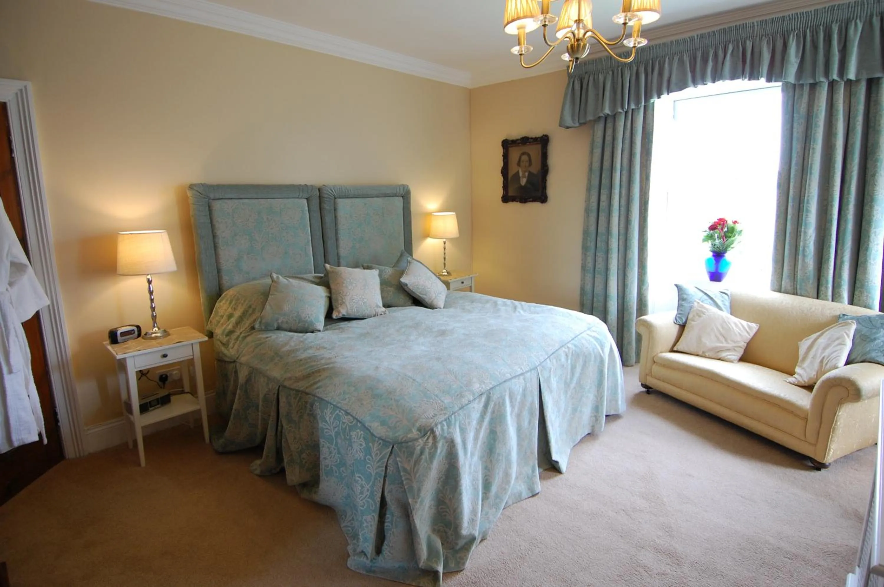 Shower, Bed in Riding Farm