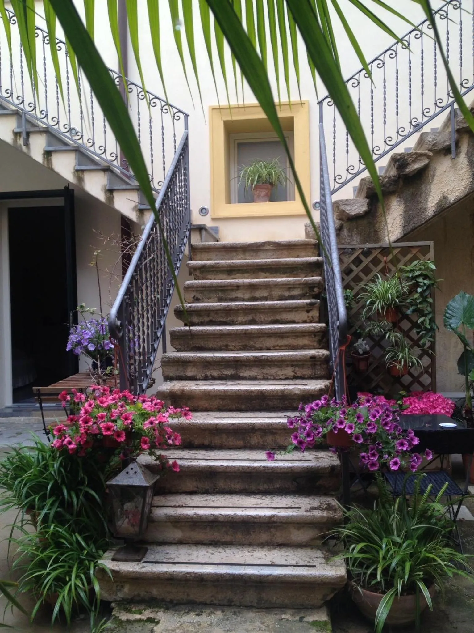 Facade/entrance in B&B Case a San Matteo