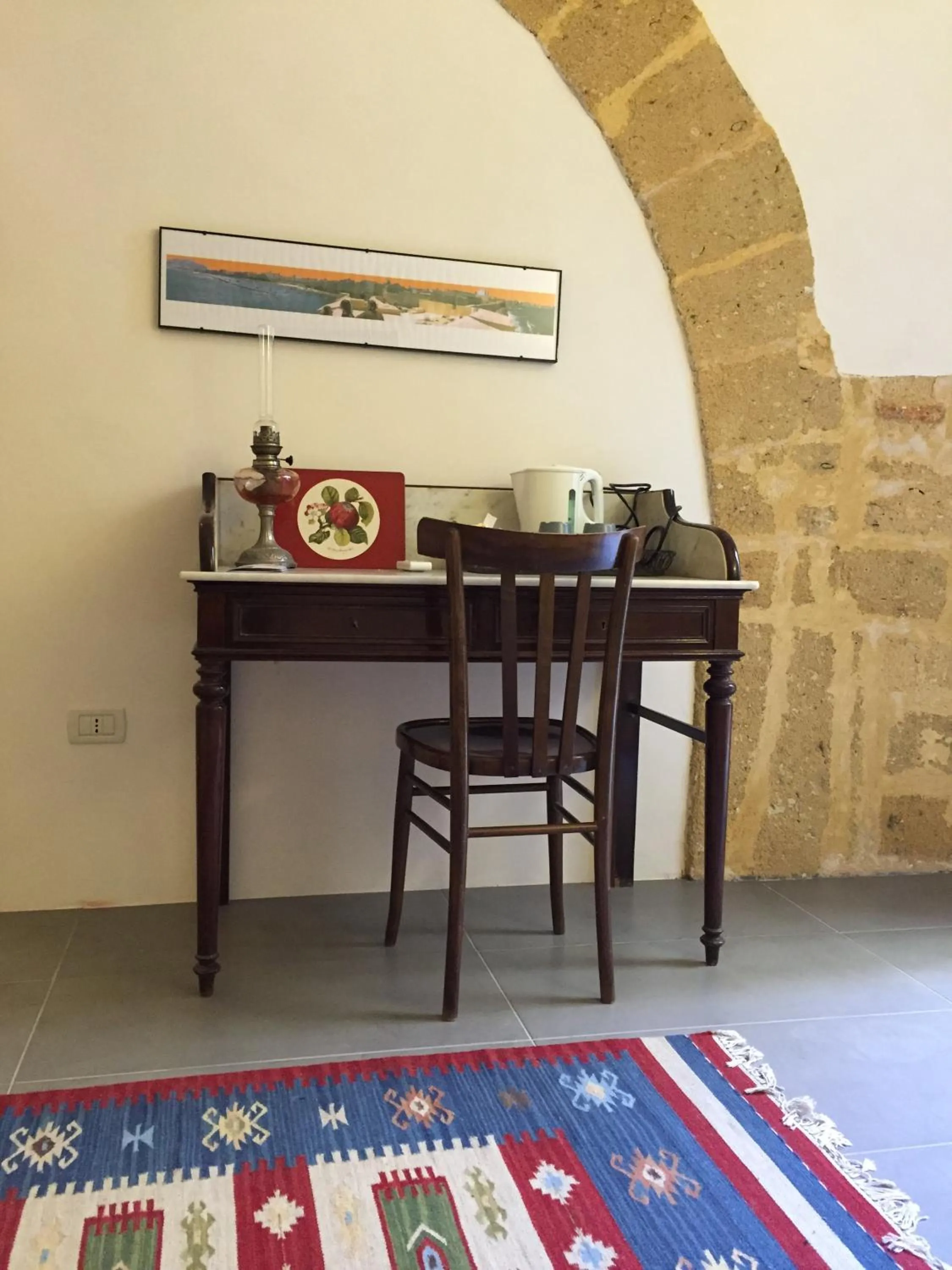 Decorative detail in B&B Case a San Matteo