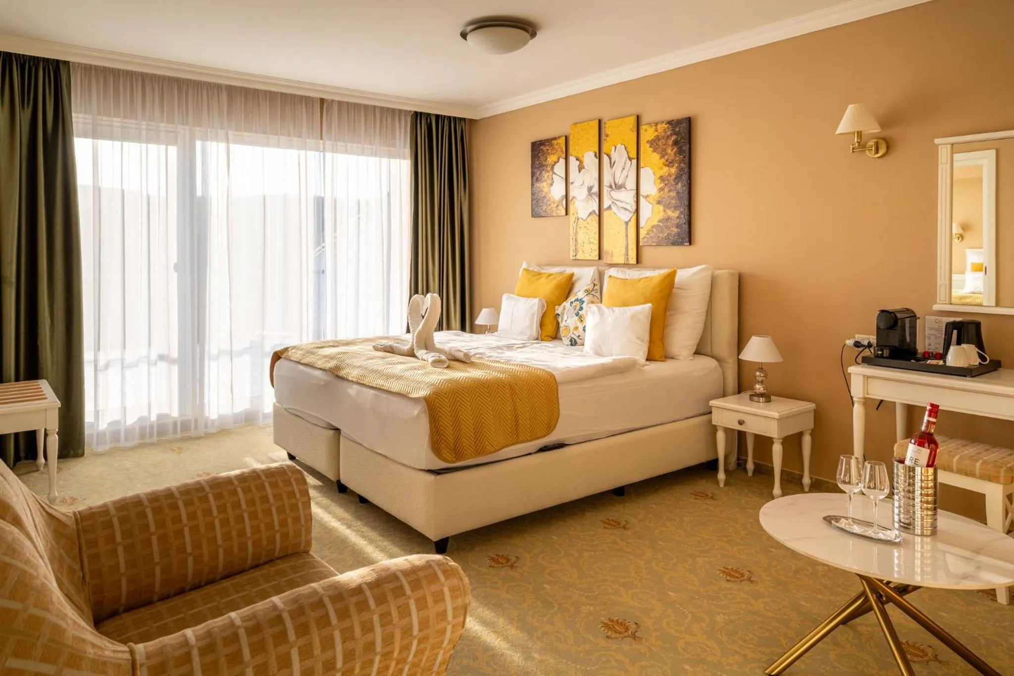 Photo of the whole room, Bed in Calimbra Wellness Hotel Superior