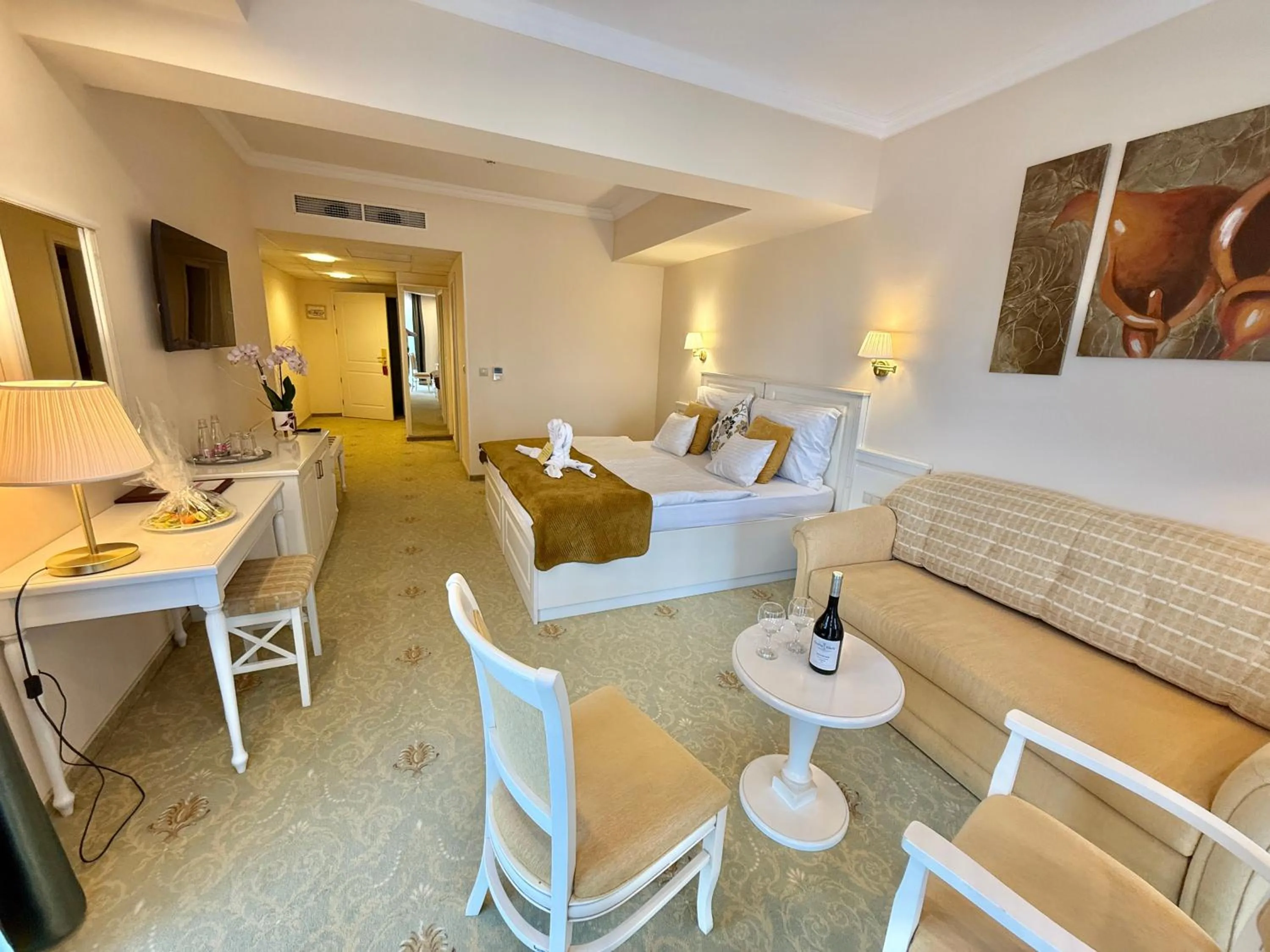 Seating area in Calimbra Wellness Hotel Superior